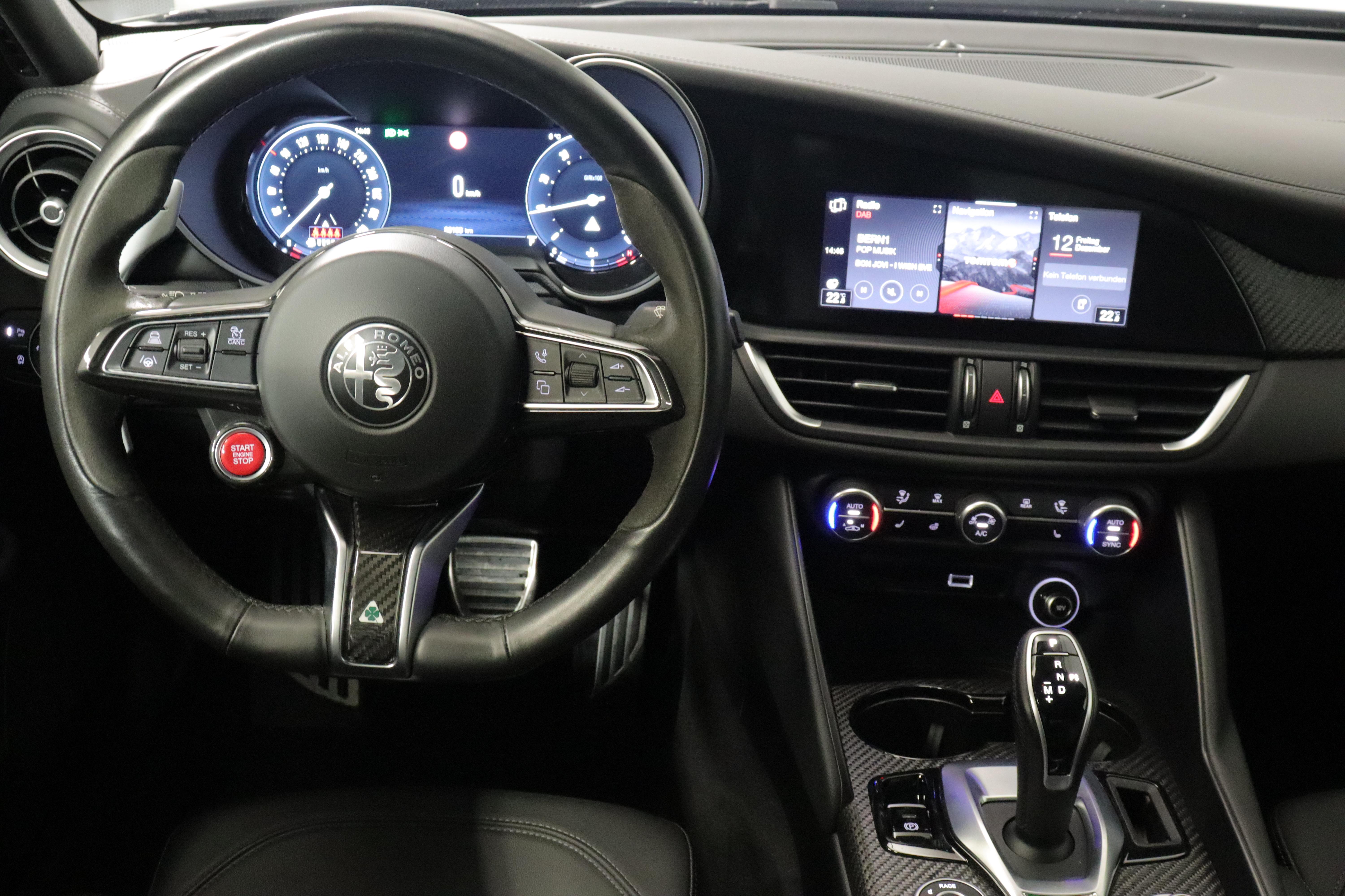 Alfa Romeo Giulia 2.9 V6 Biturbo Quadrifoglio_6