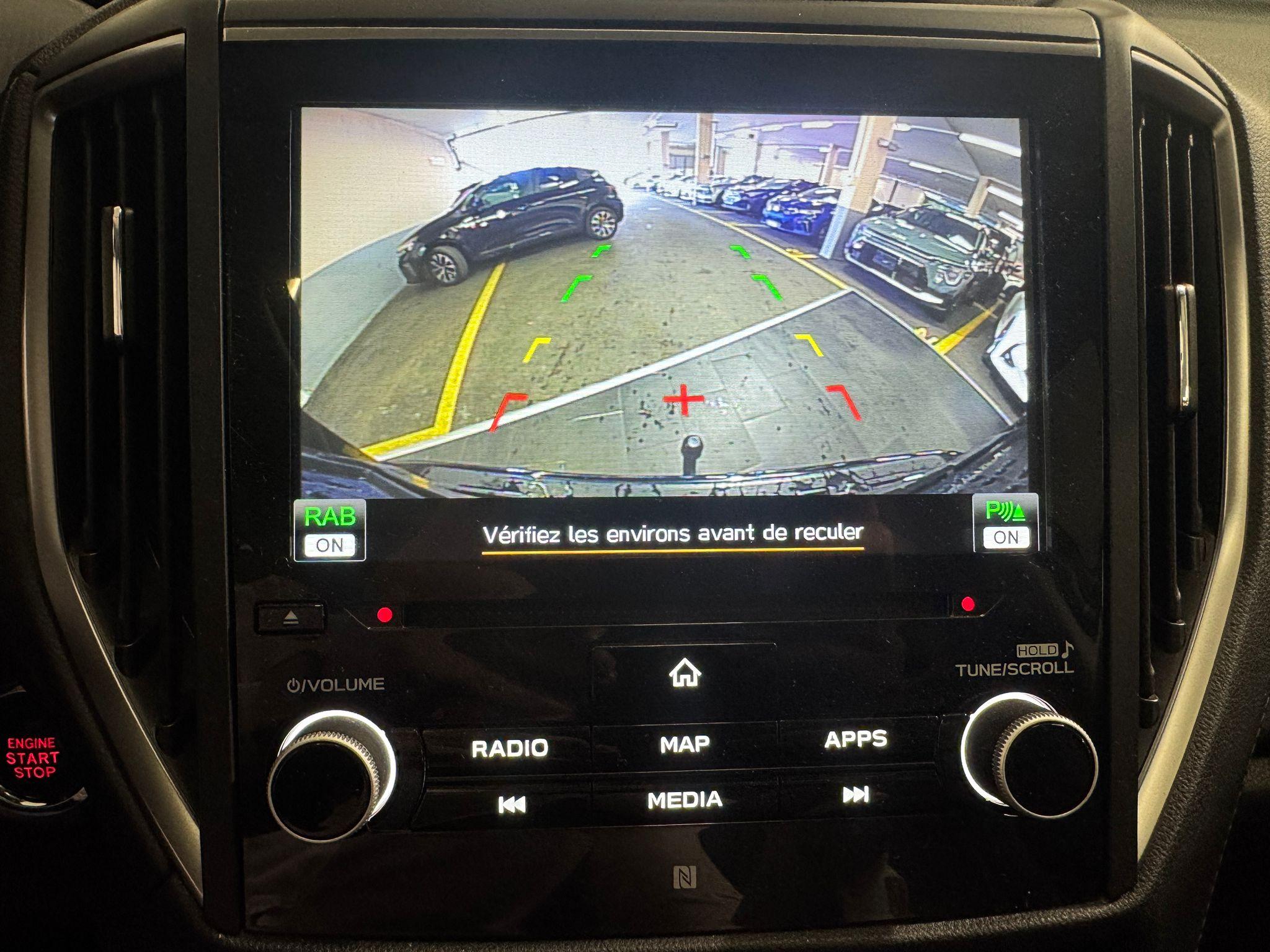 Subaru Forester Station 2.0i e-Boxer Black Edition_10