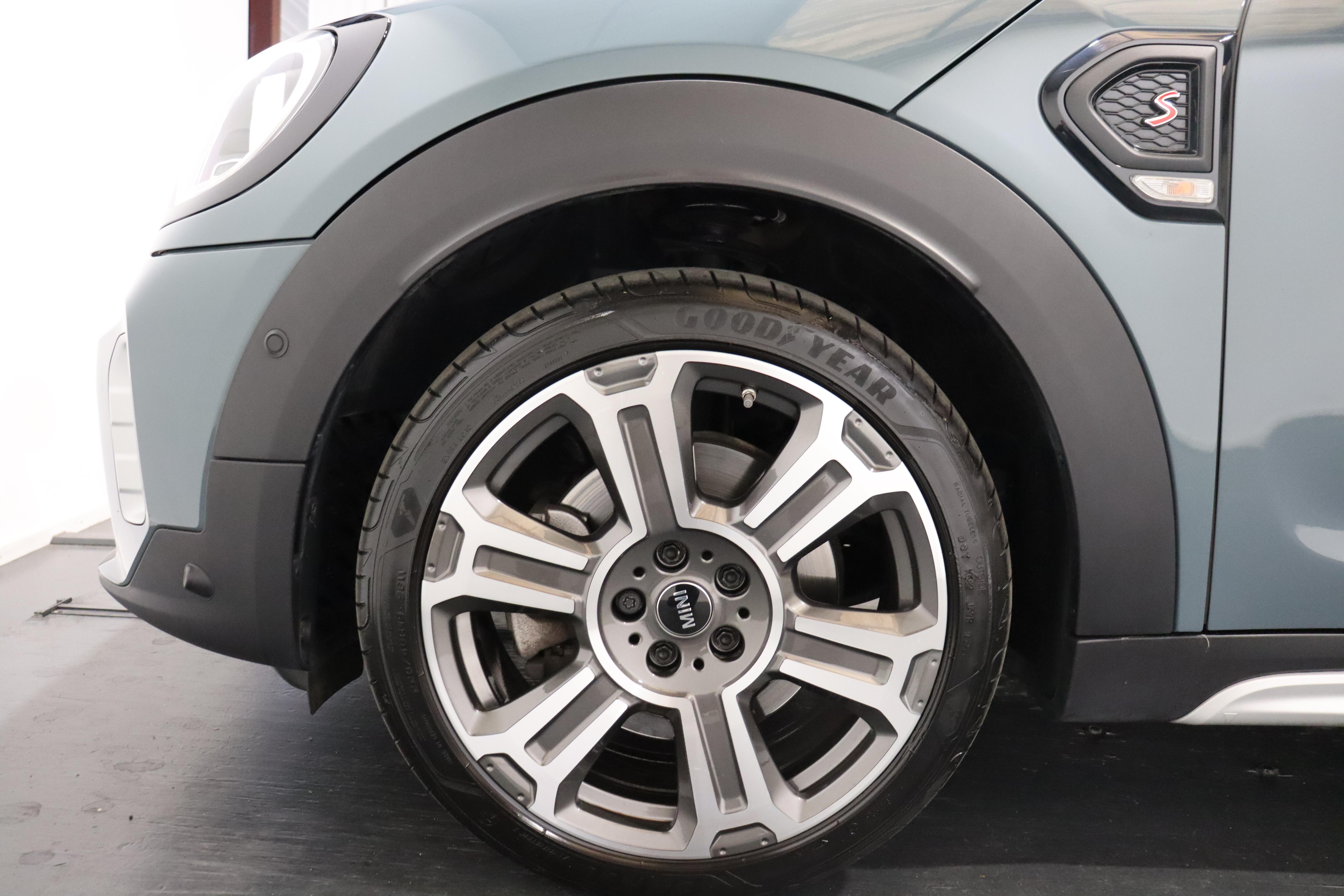 MINI Countryman F60 2.0i Cooper S SAG ALL4_5