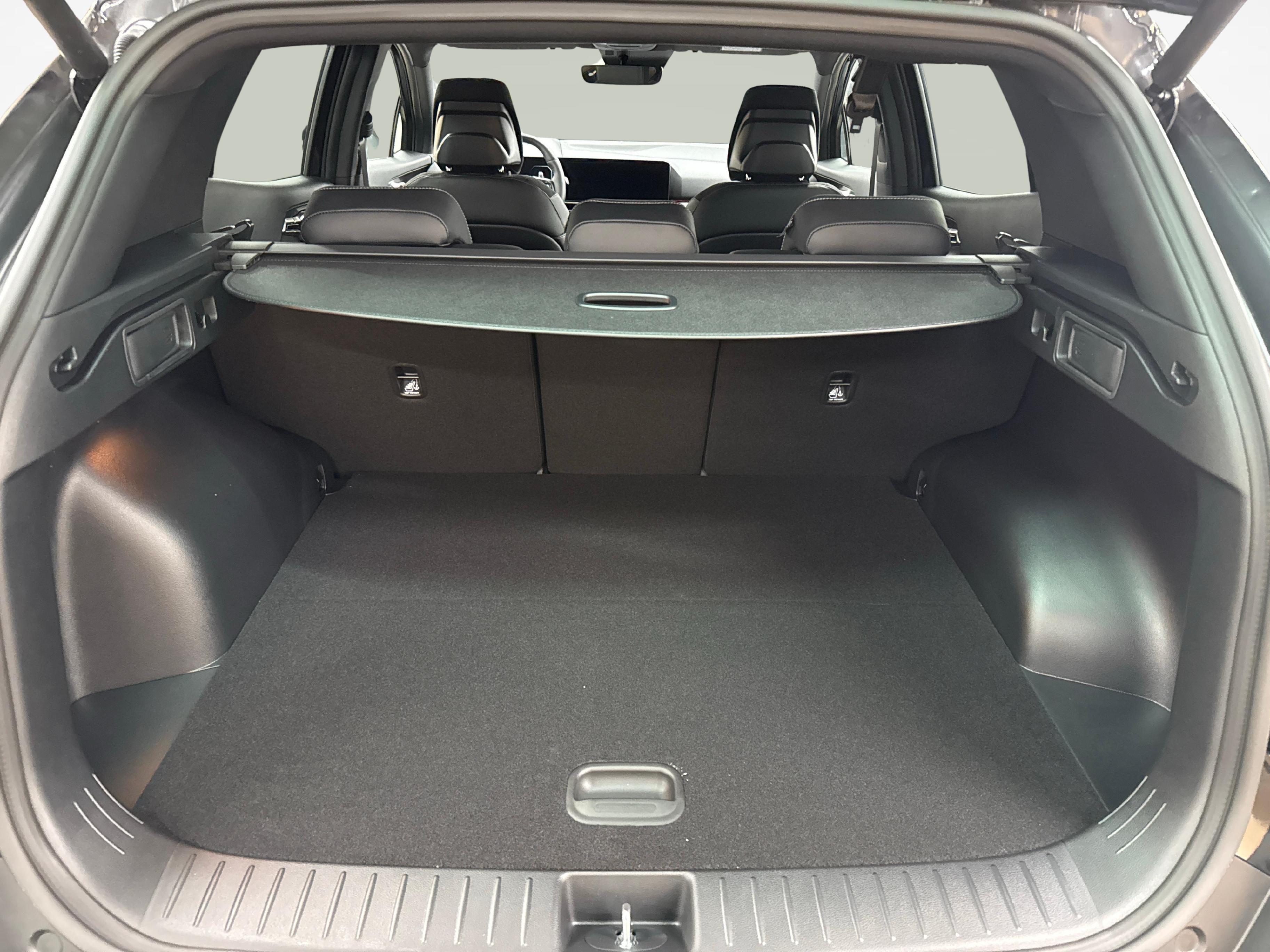 KIA Sportage 1.6 T-GDi Hybrid Black Edition_12