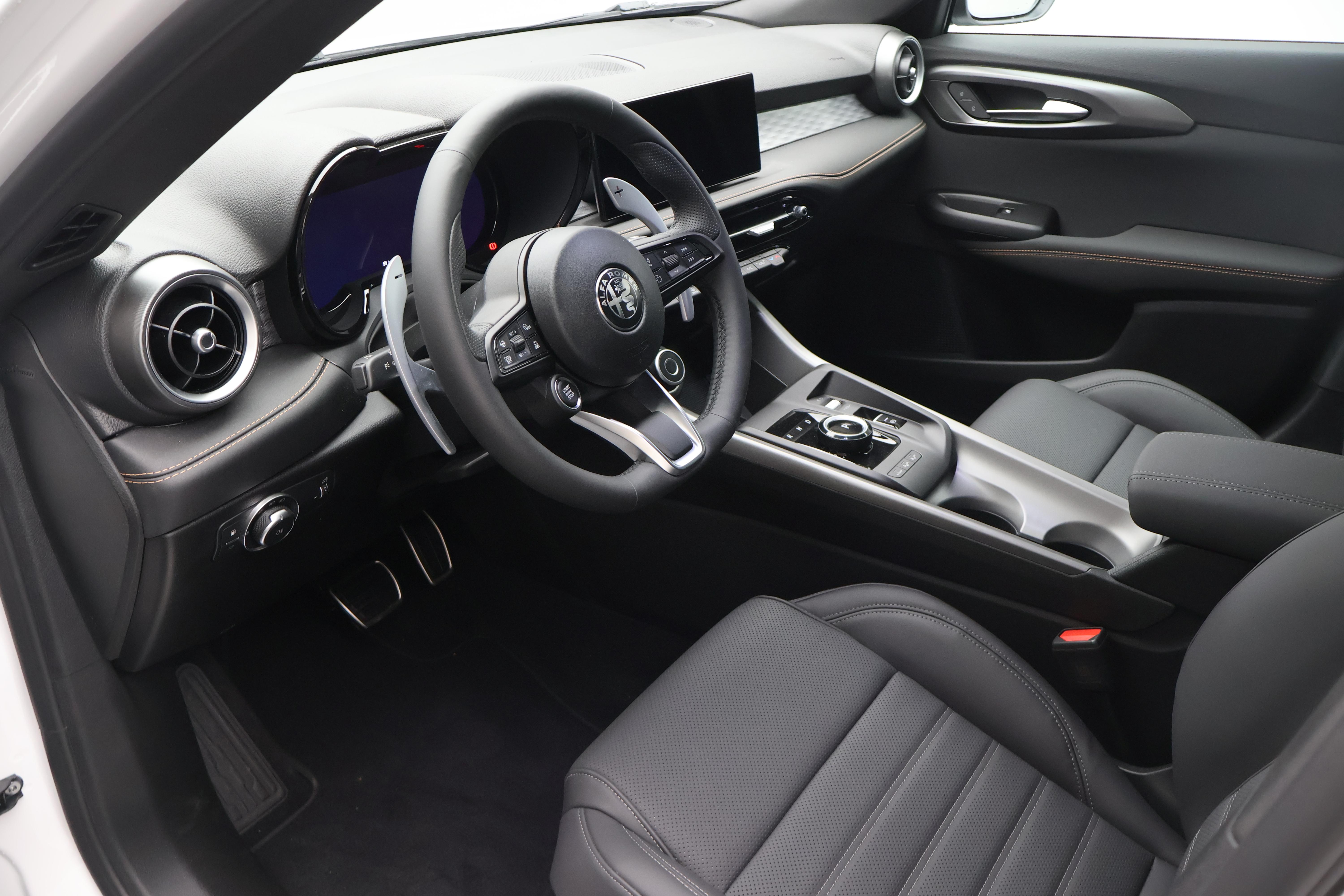 Alfa Romeo Tonale 1.3 Plug-in Hybrid Veloce Q4_7