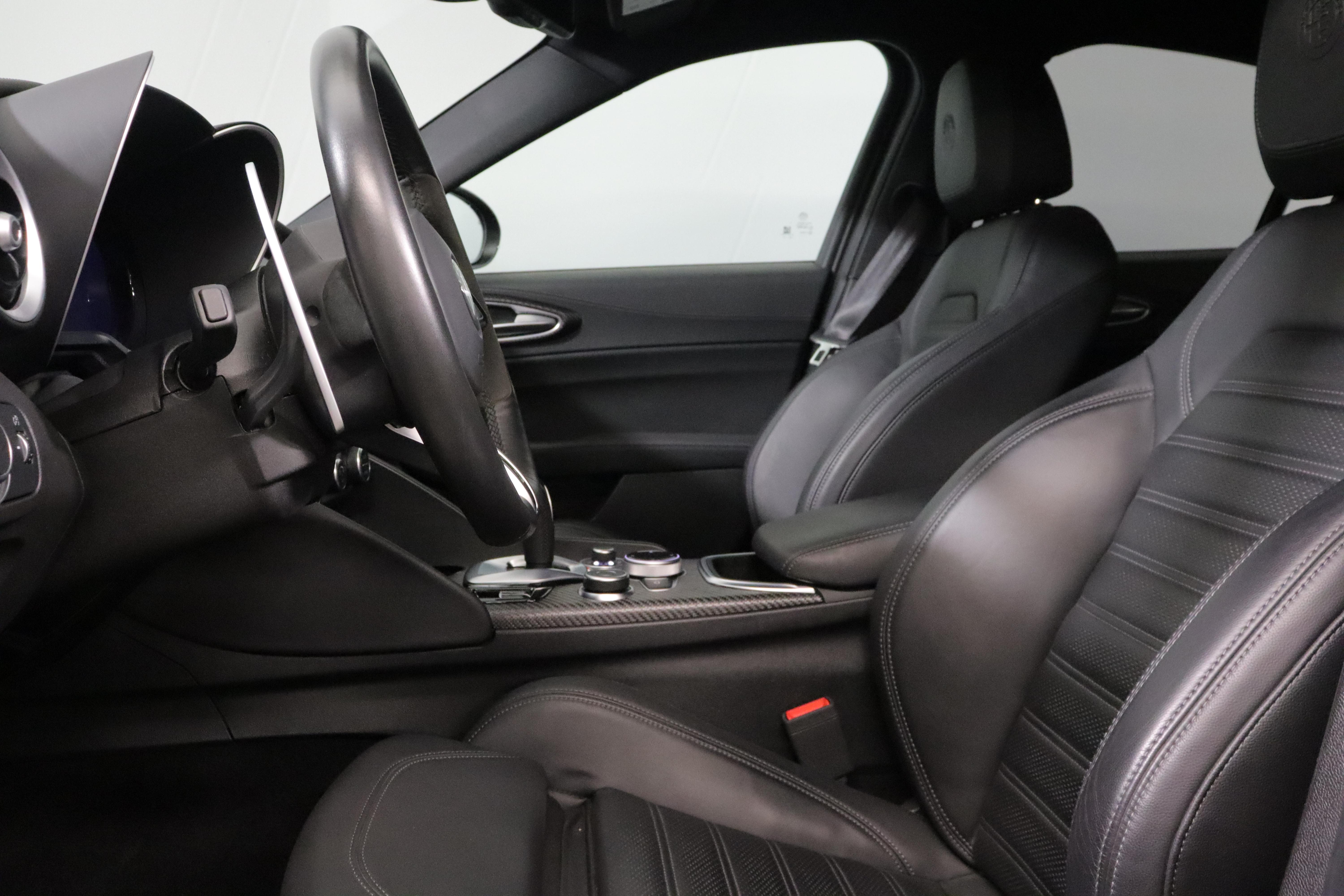 Alfa Romeo Giulia 2.9 V6 Biturbo Quadrifoglio_3