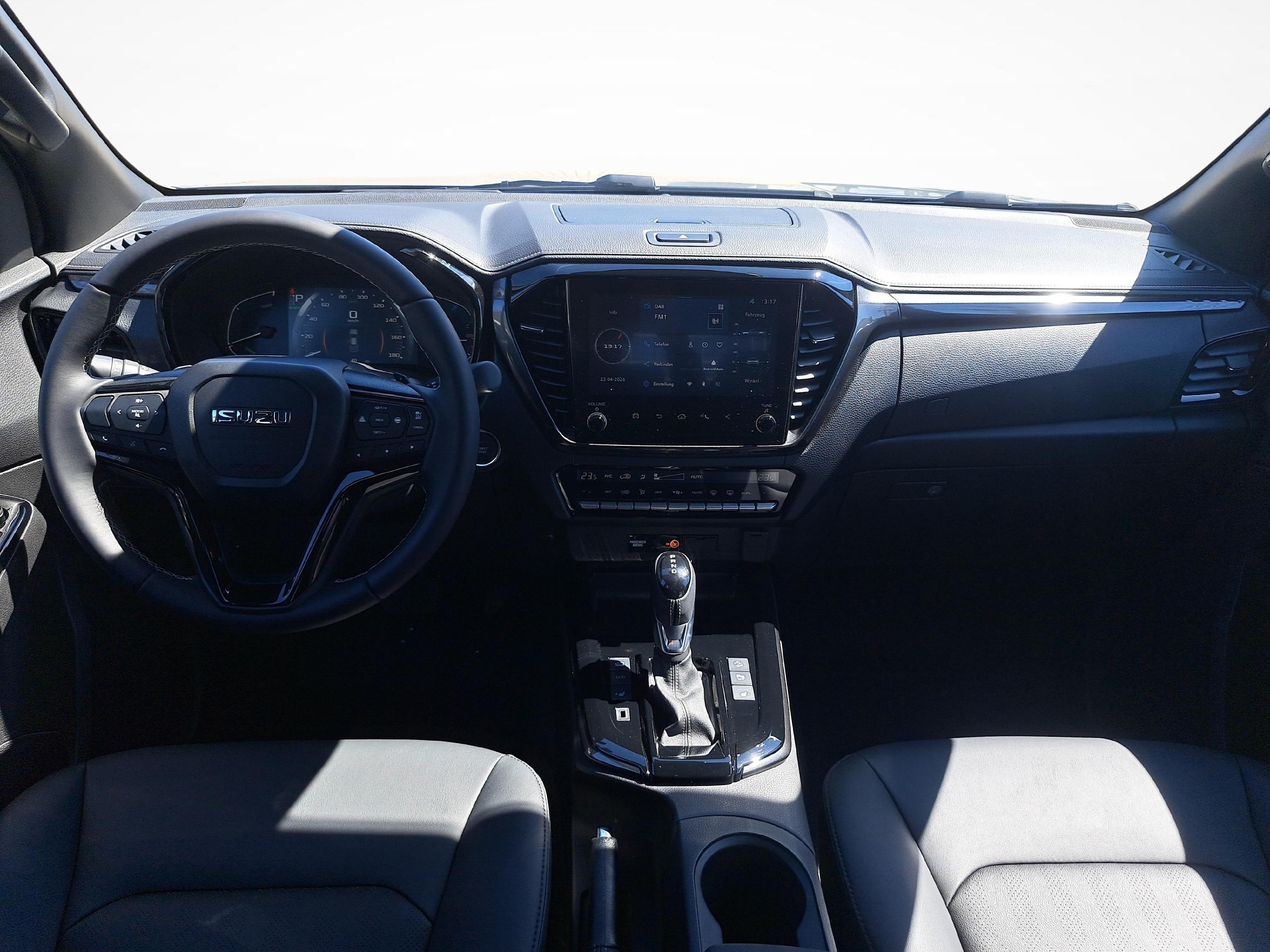 ISUZU D-Max EV Crew Pick-up Eletric 4x4_9