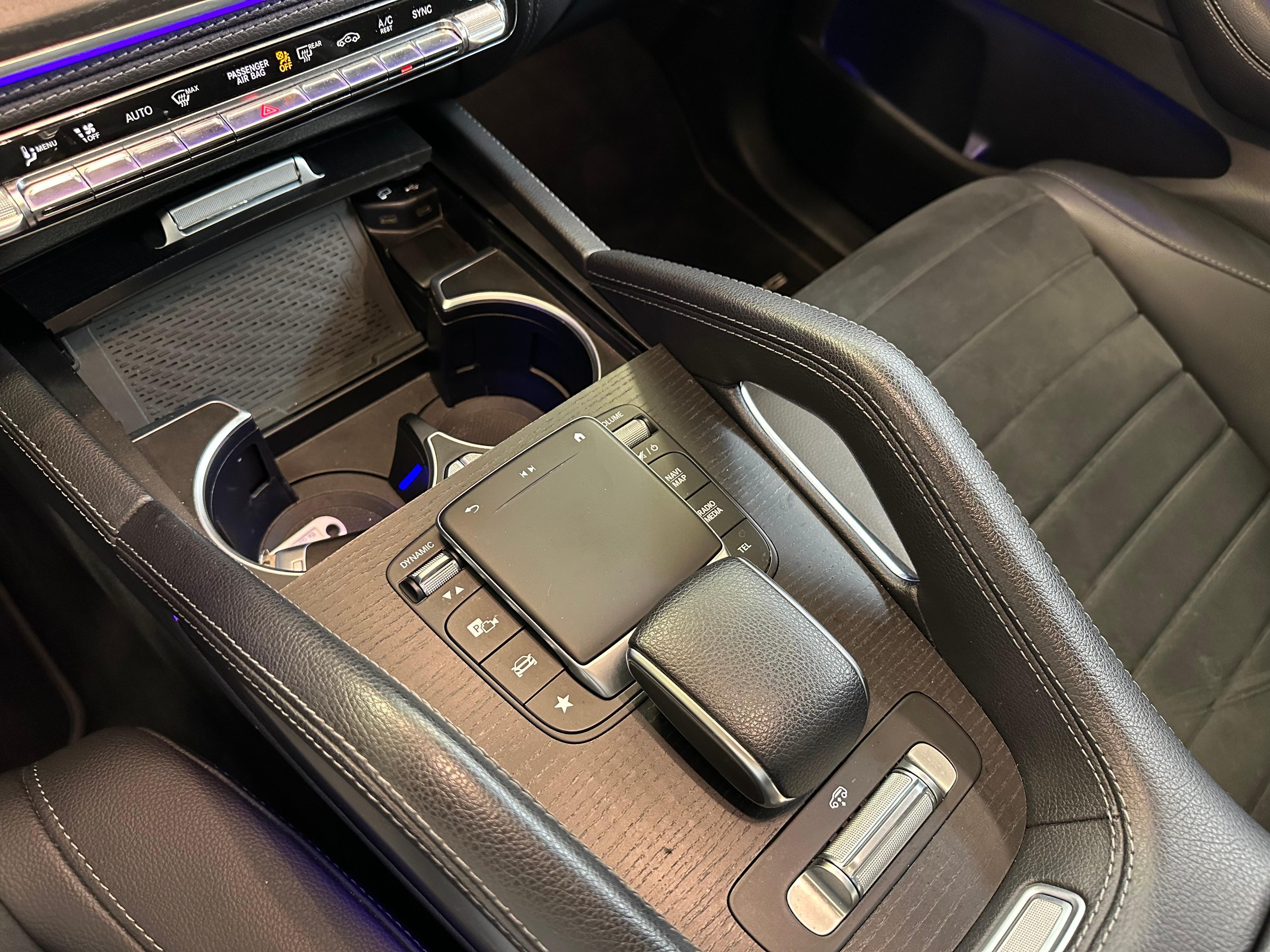 MERCEDES-BENZ GLE 300 d AMG Line 4matic_9
