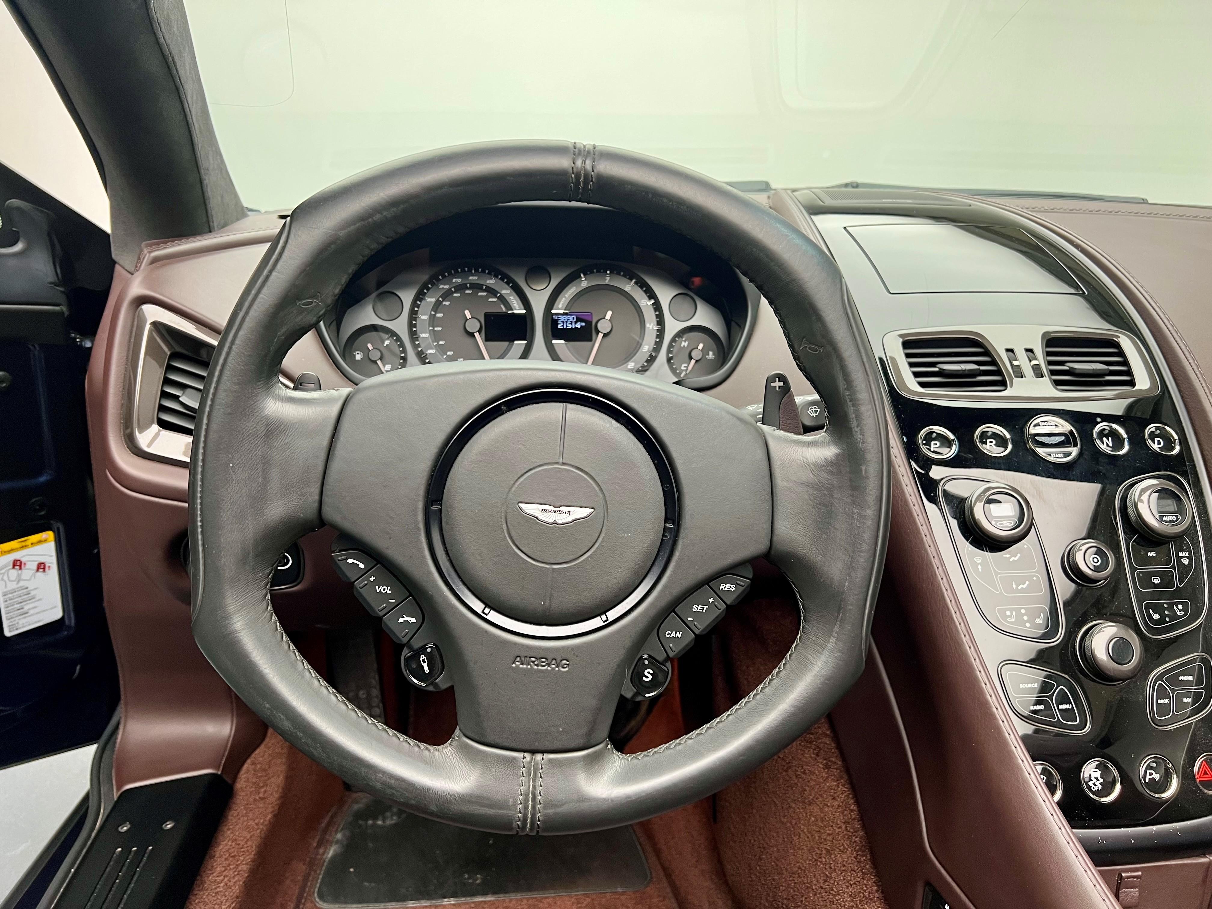 Aston Martin Vanquish 6.0 V12_4