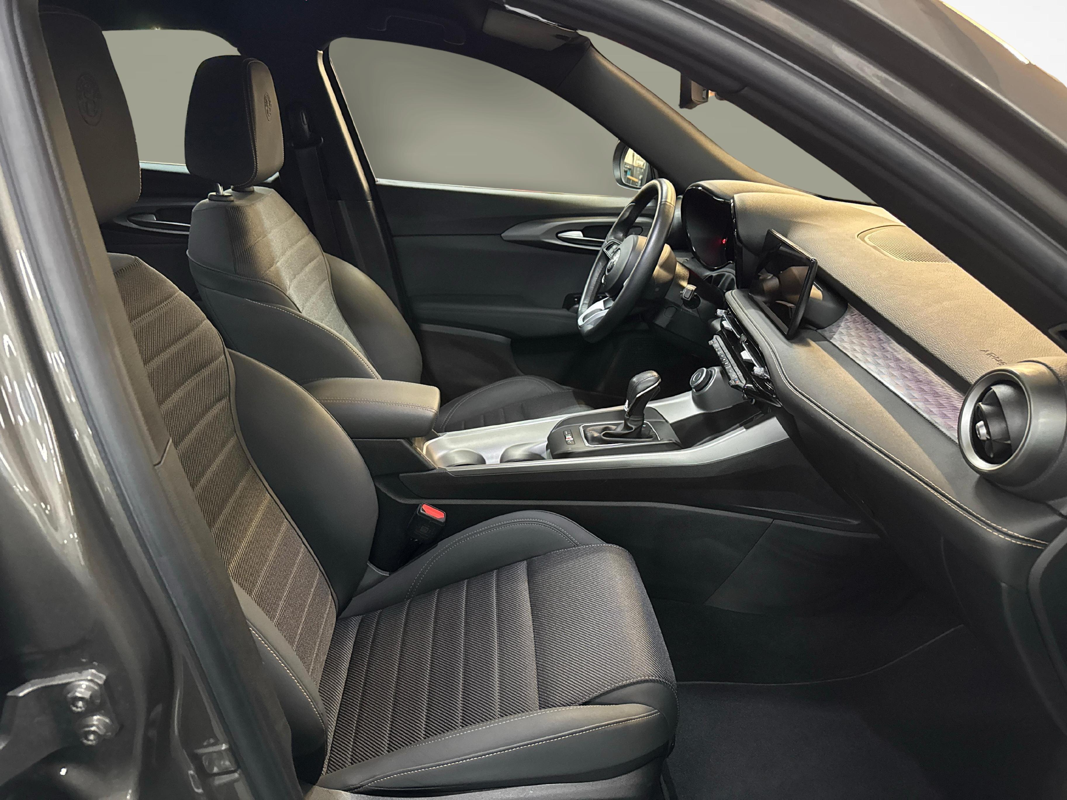 Alfa Romeo Tonale 1.3 Plug-in Hybrid Ti Q4_8