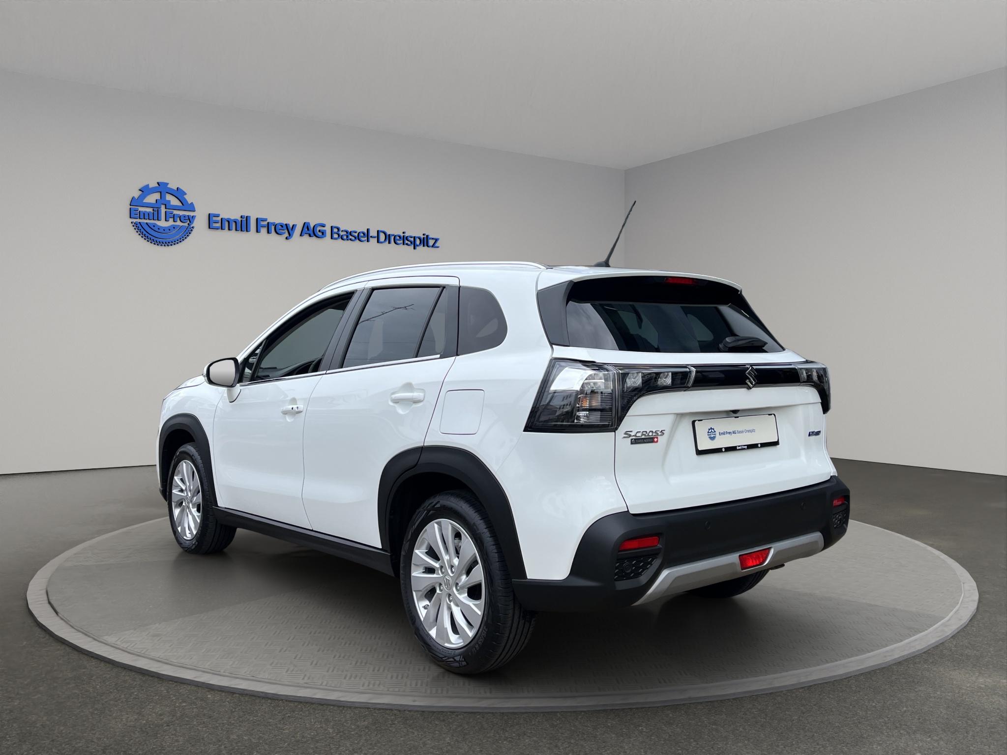 Suzuki S-Cross 1.4 T Sakura Hybrid 4x4_7