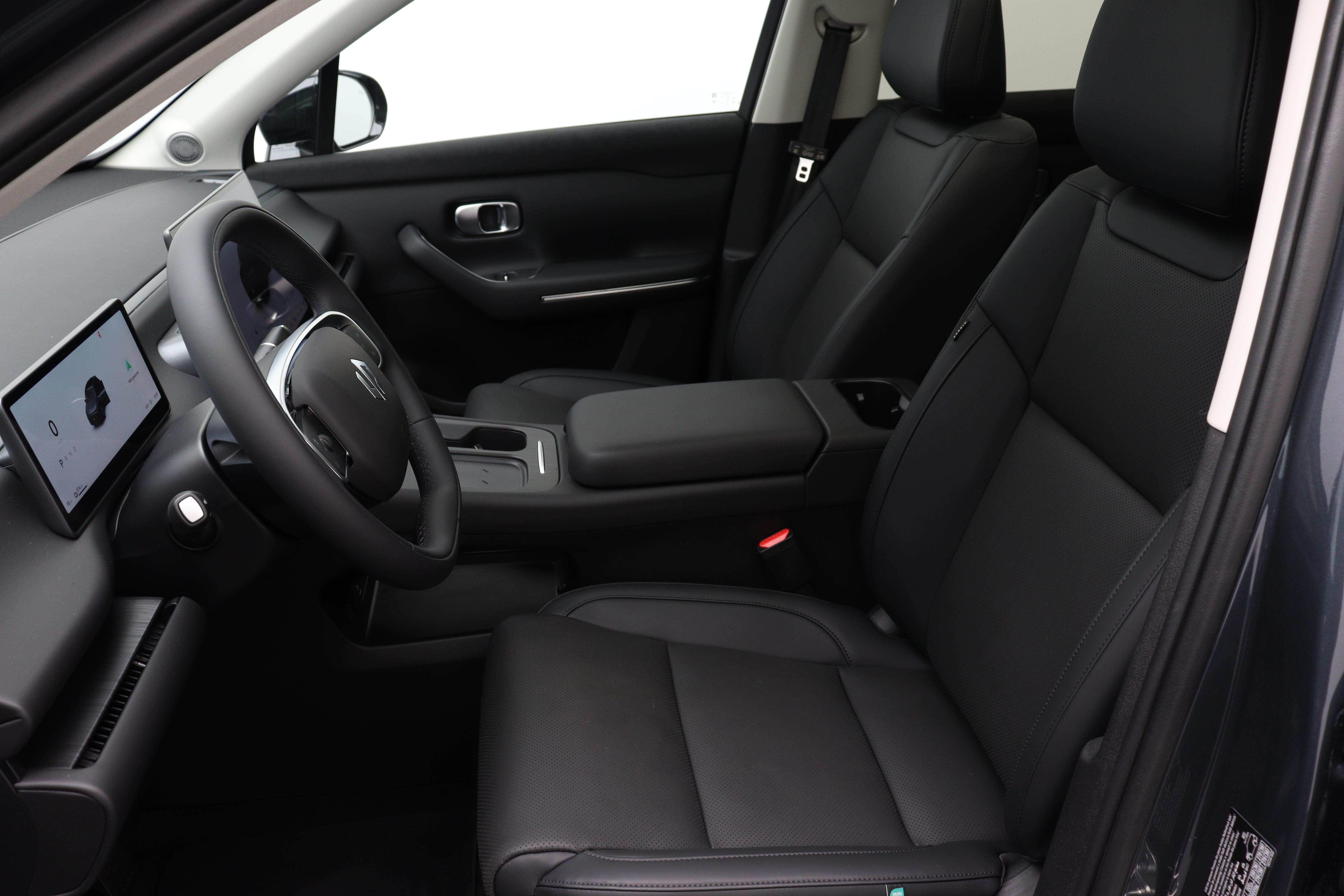 LEAPMOTOR C10 1.5 Hybrid EV_6