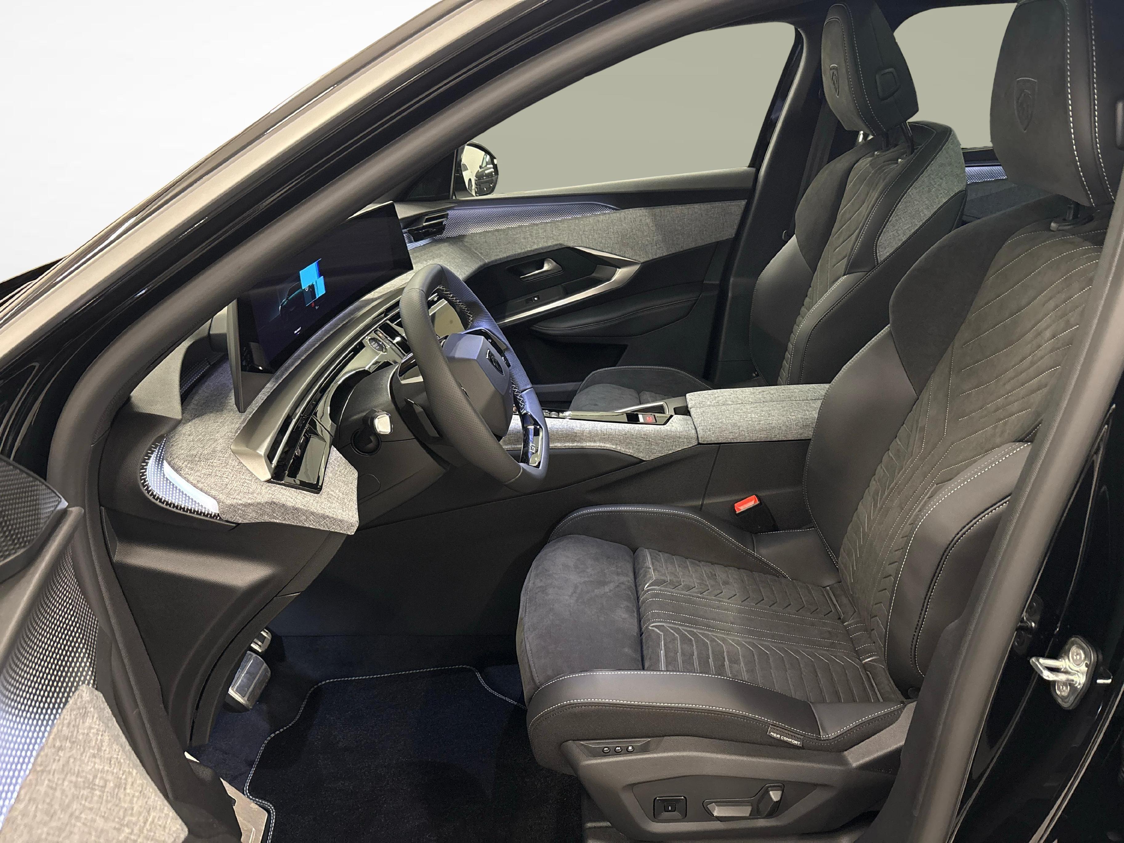 Peugeot 5008 e-GT Exclusive AWD_9