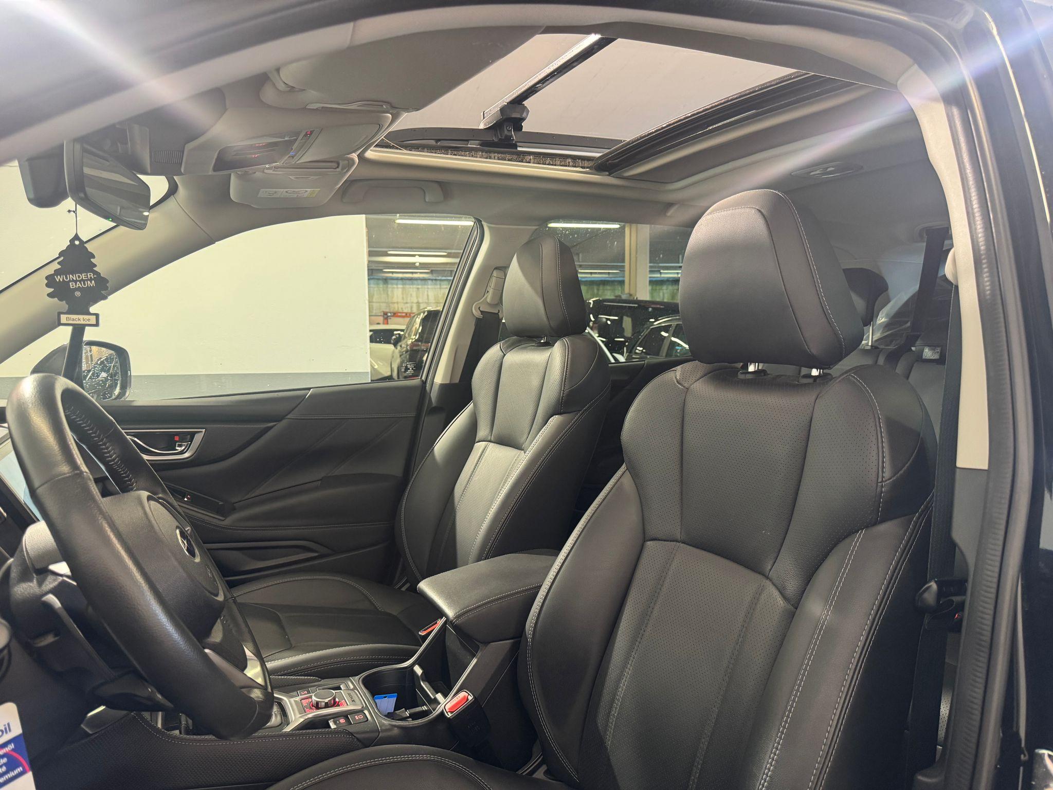 Subaru Forester Station 2.0i e-Boxer Black Edition_4