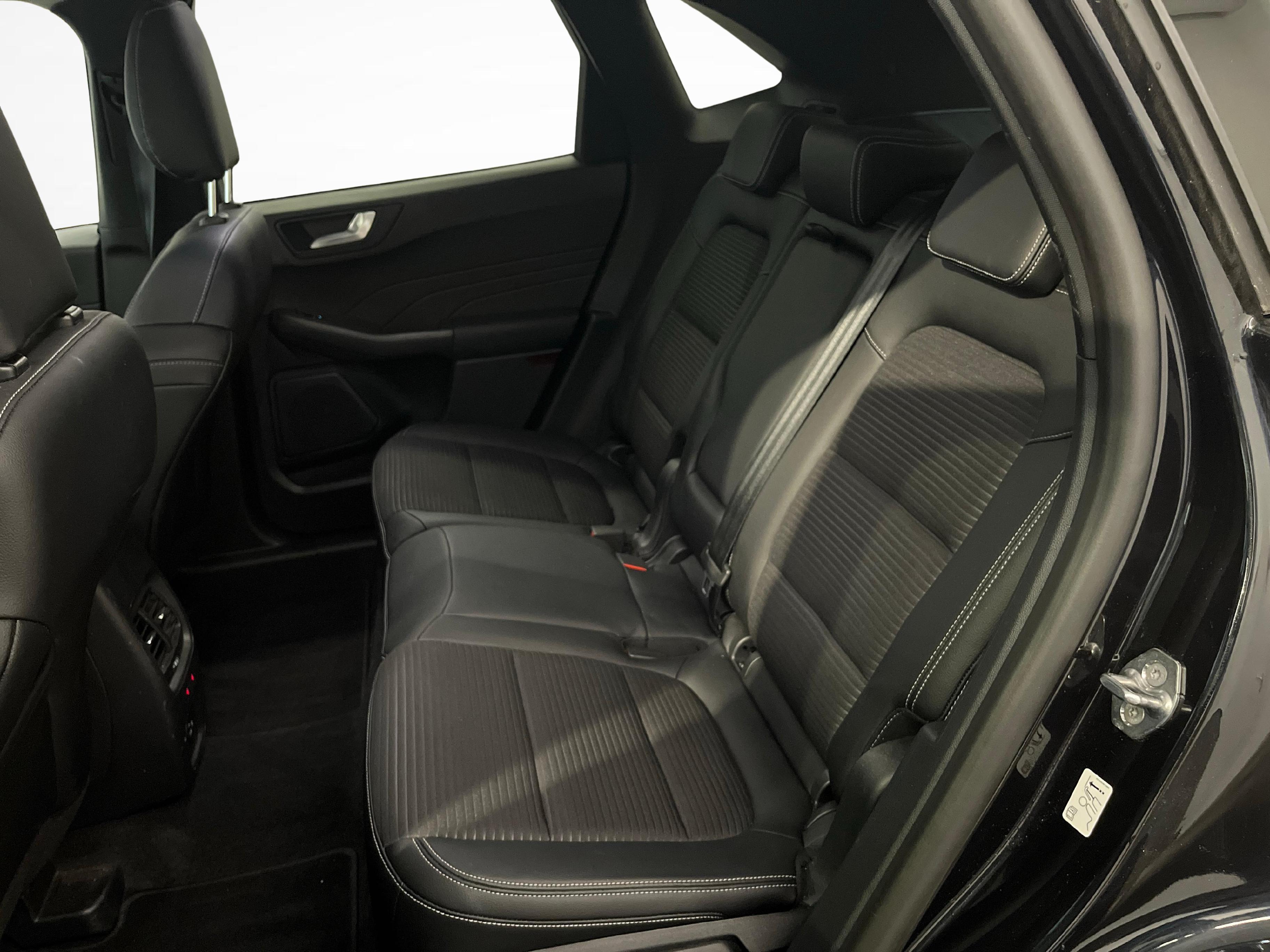 Ford Kuga 2.5 Hybrid Titanium 4x4_11