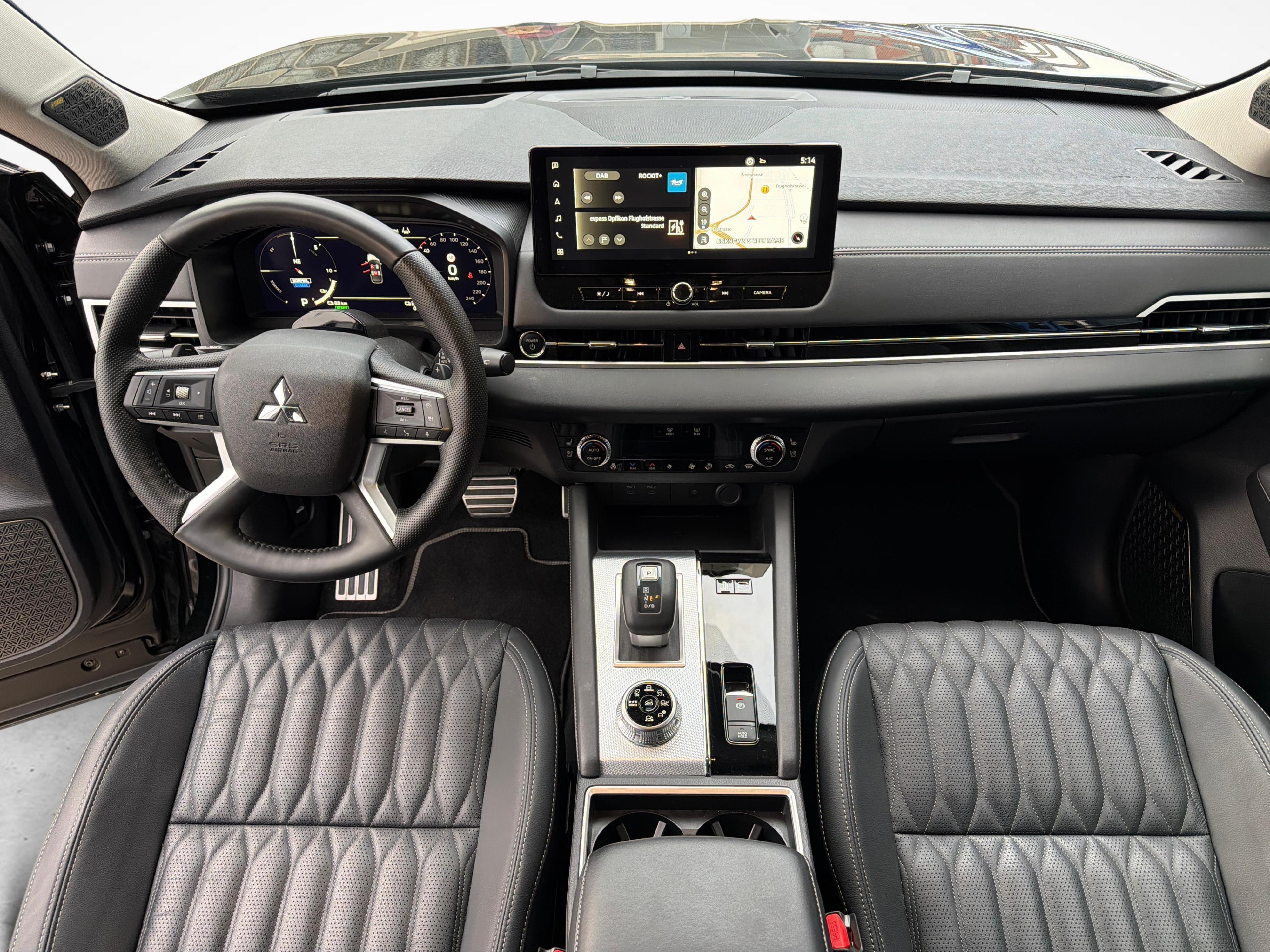 Mitsubishi Outlander 2.4 PHEV Instyle 4x4_9