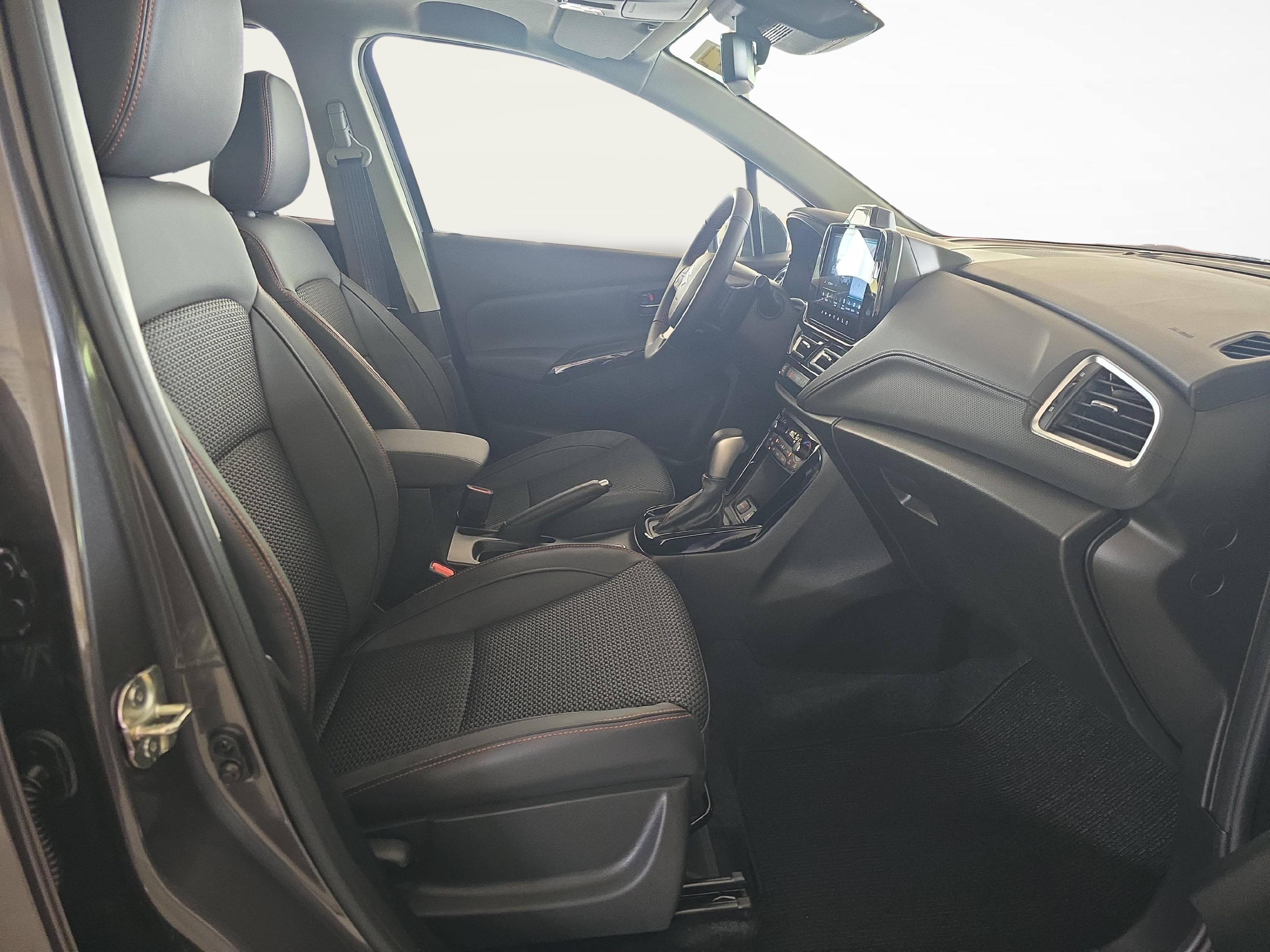 Suzuki S-Cross 1.4 T Black Edition Top Hybrid 4x4_10