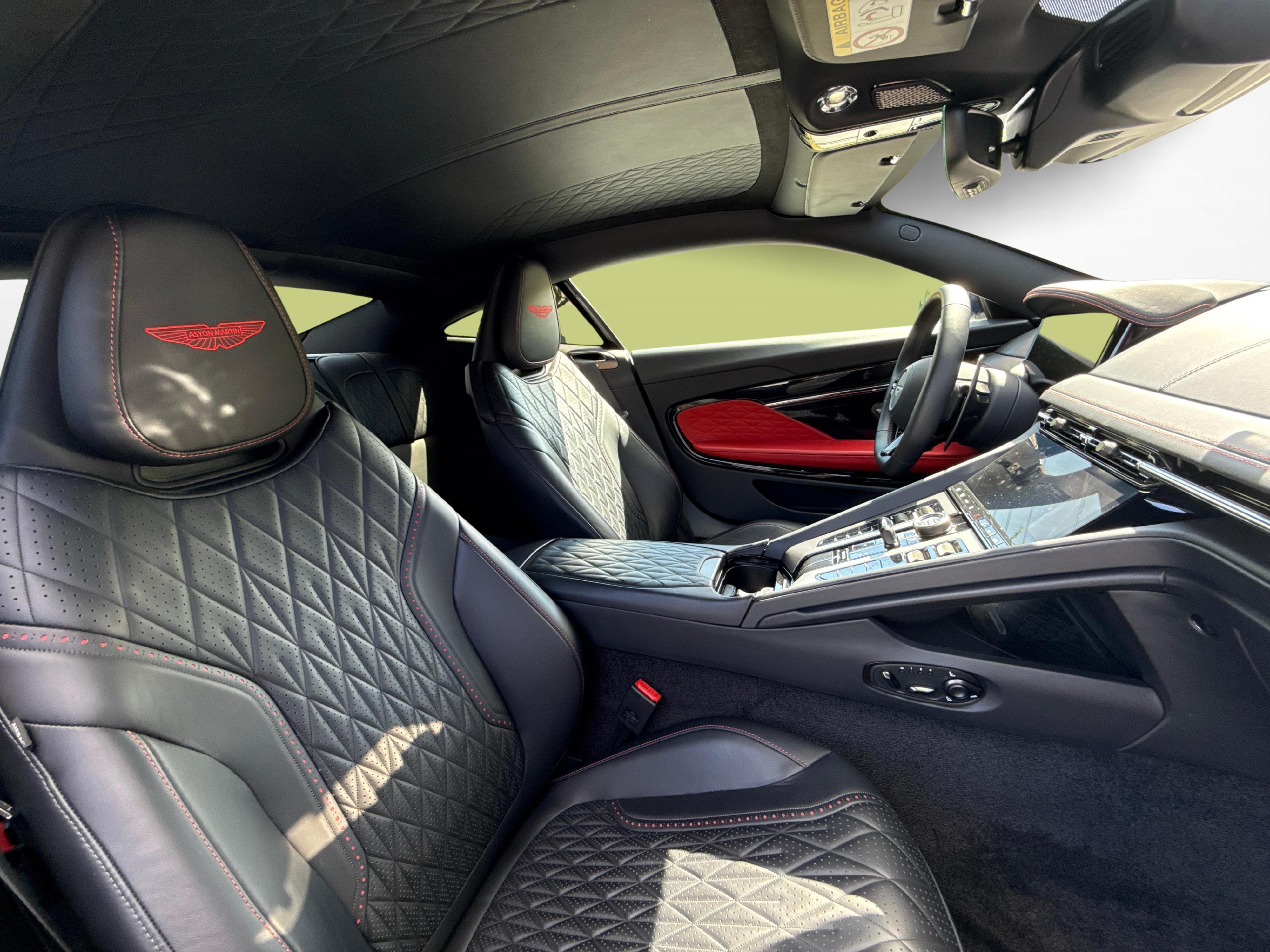 Aston Martin DB12 Coupé 4.0 V8 Bi-Turbo_10