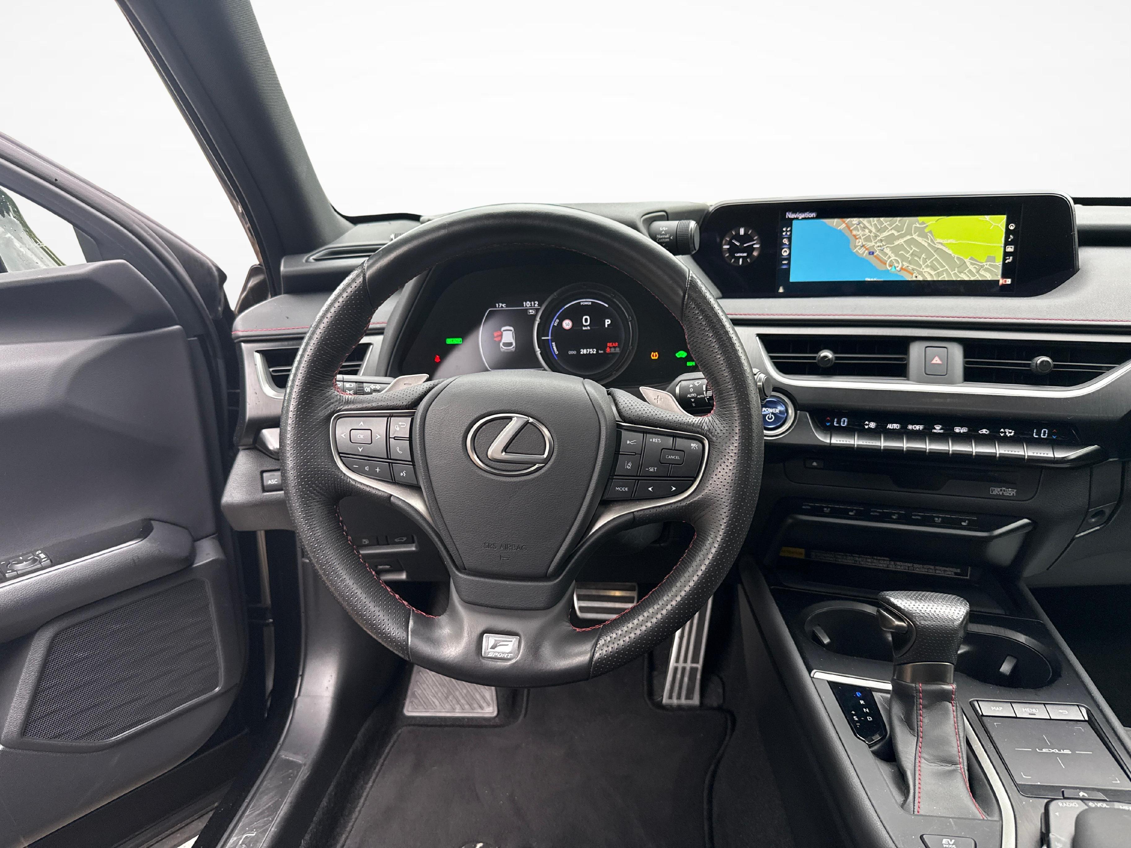LEXUS UX 250h F-Sport_13