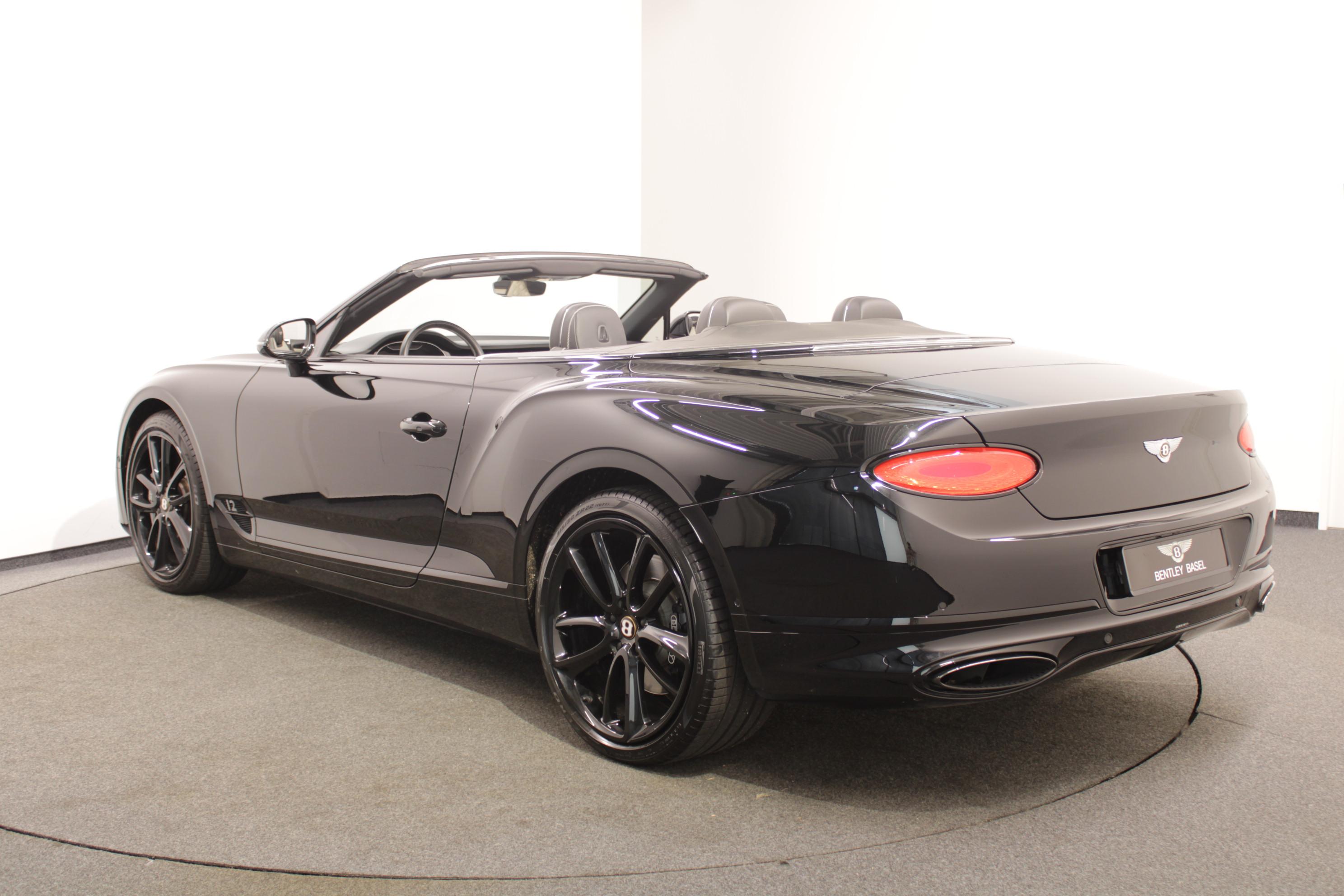 Bentley Continental GTC 6.0 W12_4