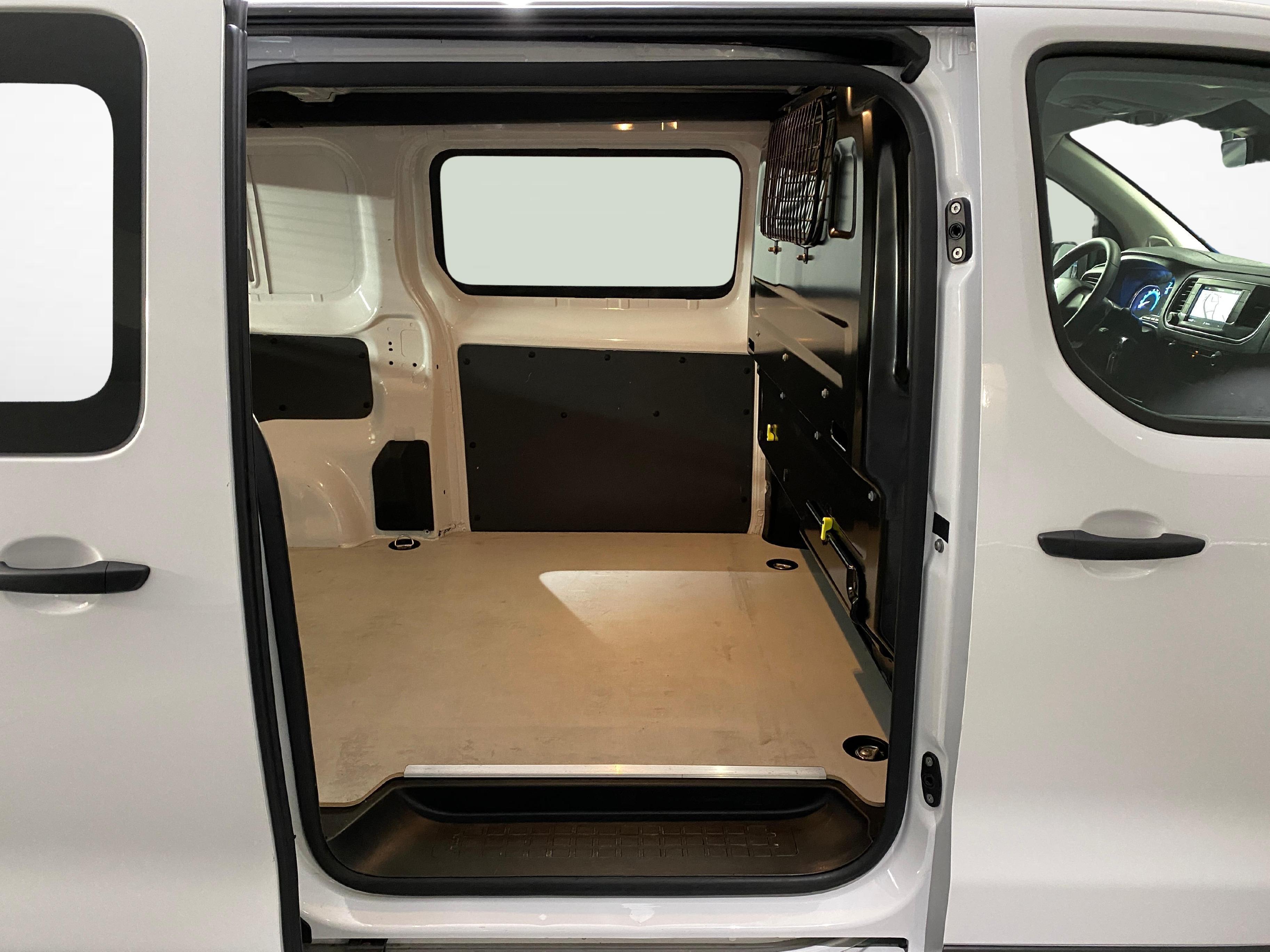 Citroën e-Jumpy Kaw. M 75 kWh_13