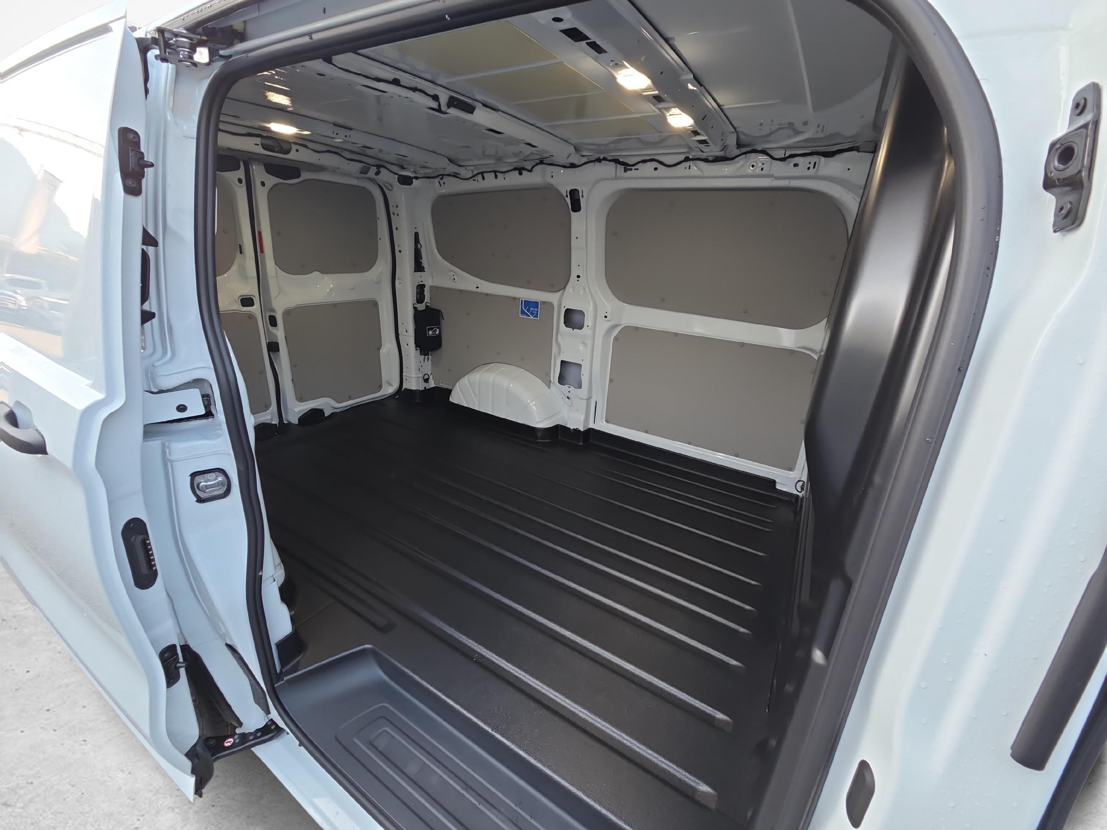 Ford Transit C Van 320 L1 2.5 Duratec 233 Trend PHEV_10