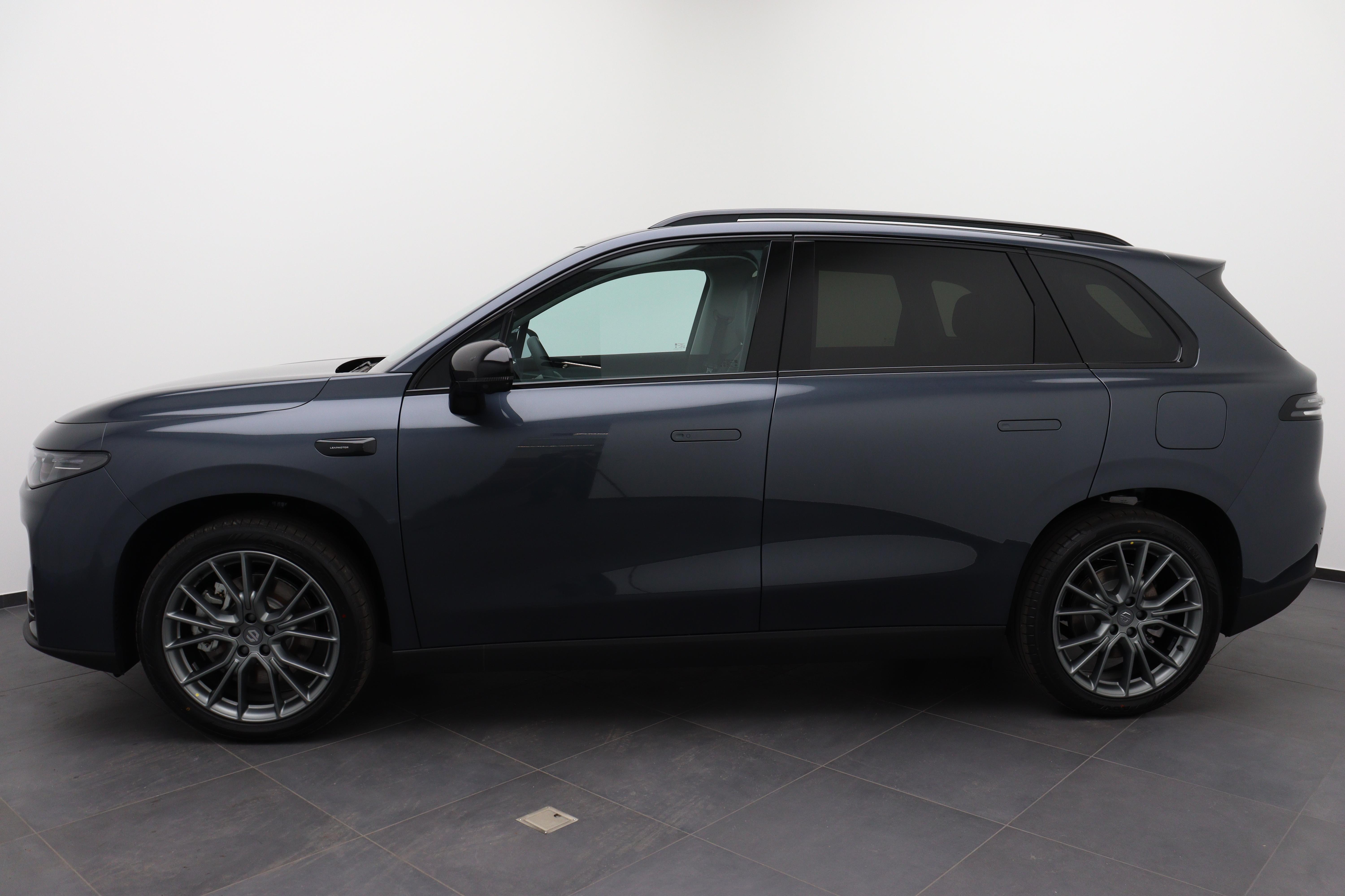 LEAPMOTOR C10 1.5 Hybrid EV_3