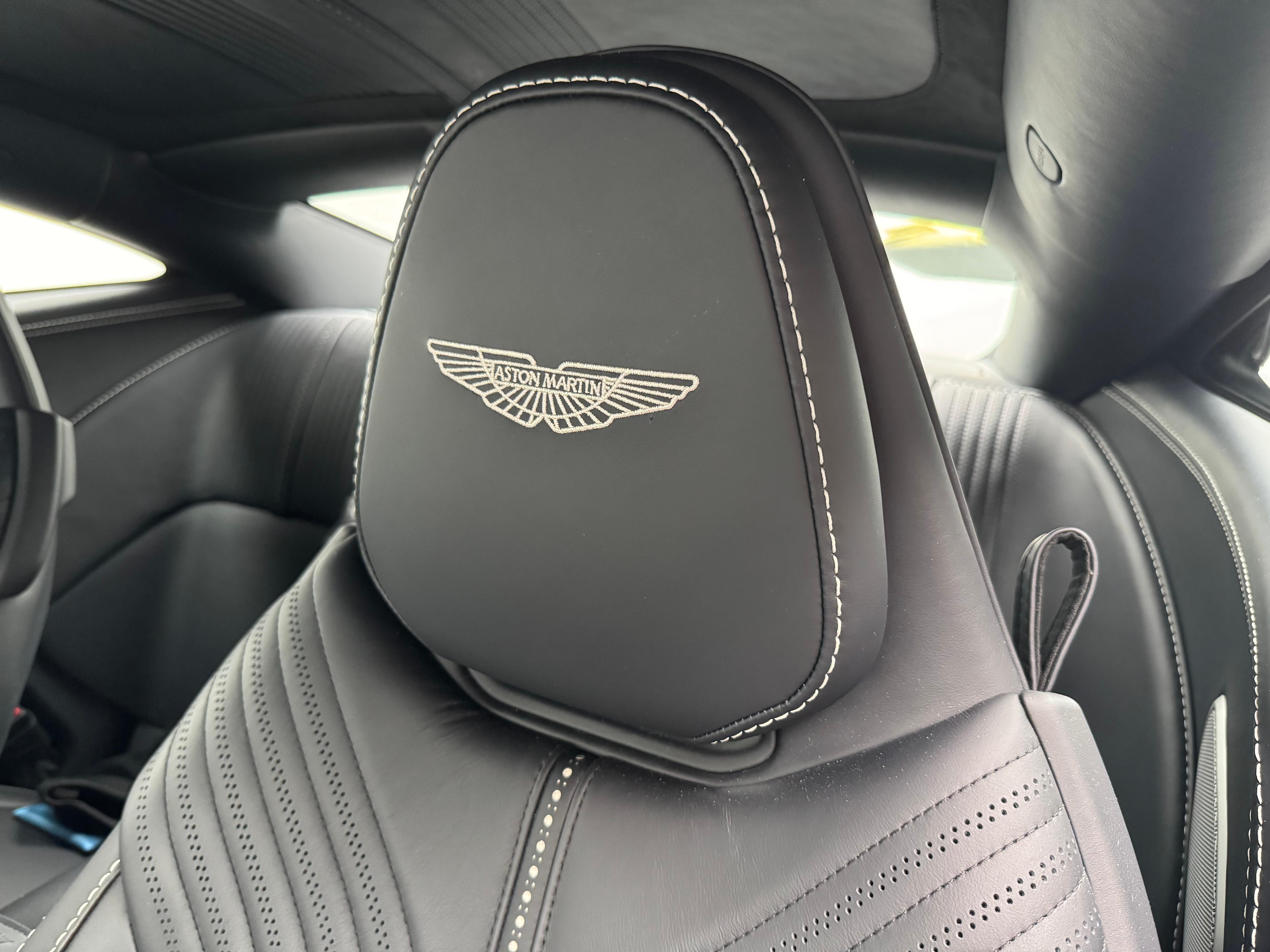 Aston Martin DB11 Coupé 4.0 V8 Bi-Turbo_12