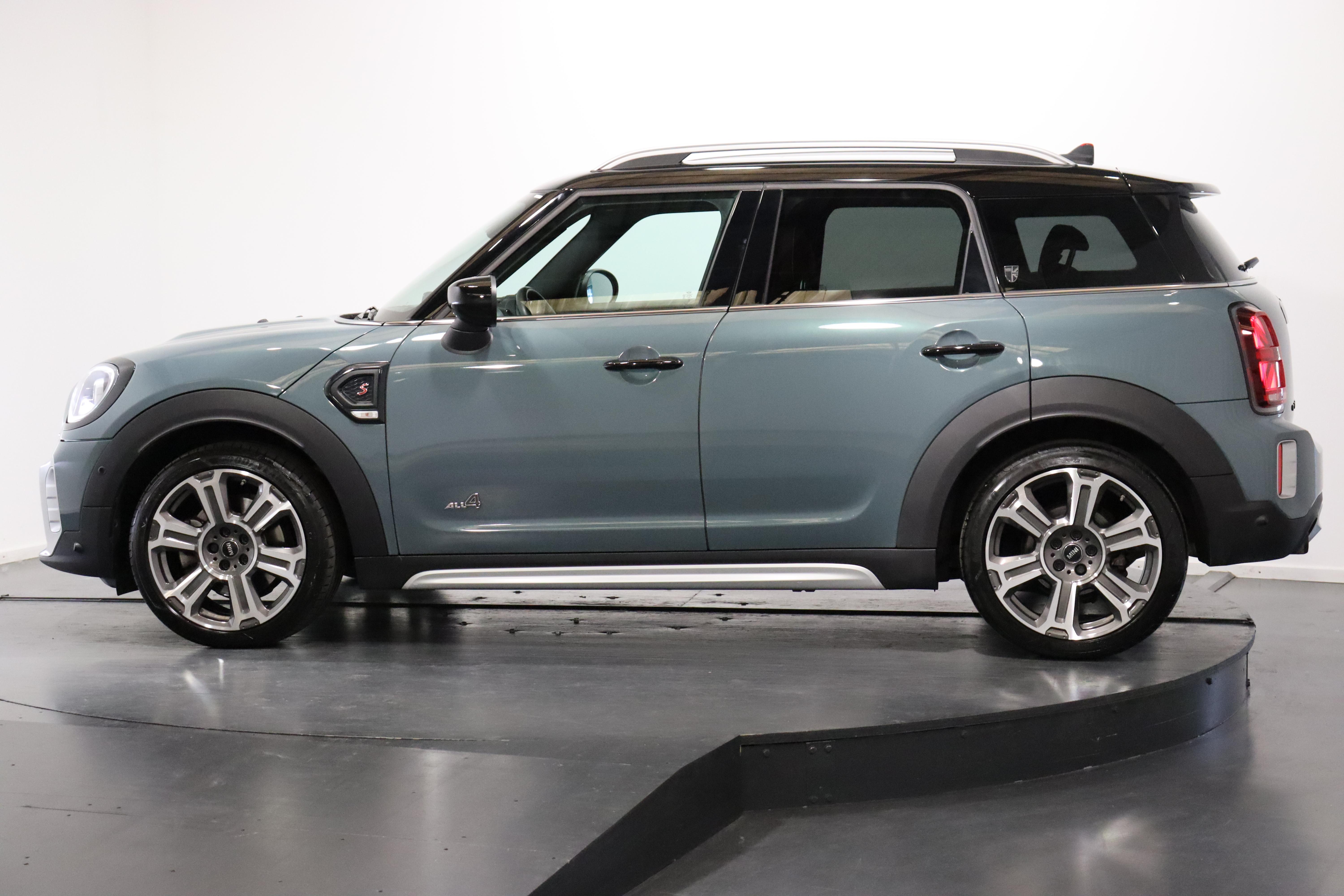 MINI Countryman F60 2.0i Cooper S SAG ALL4_2