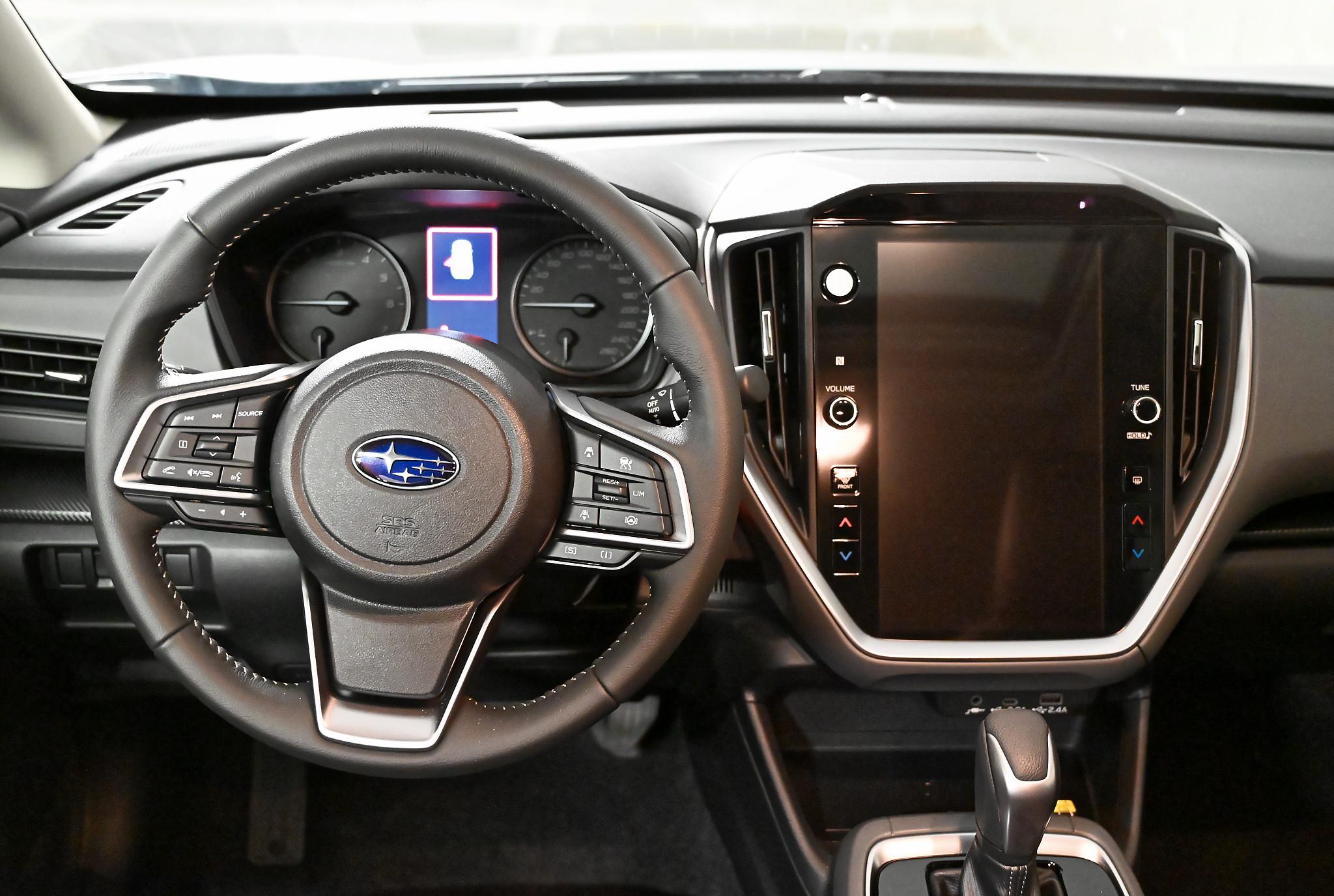 Subaru Crosstrek 2.0i e-Boxer Luxury_5