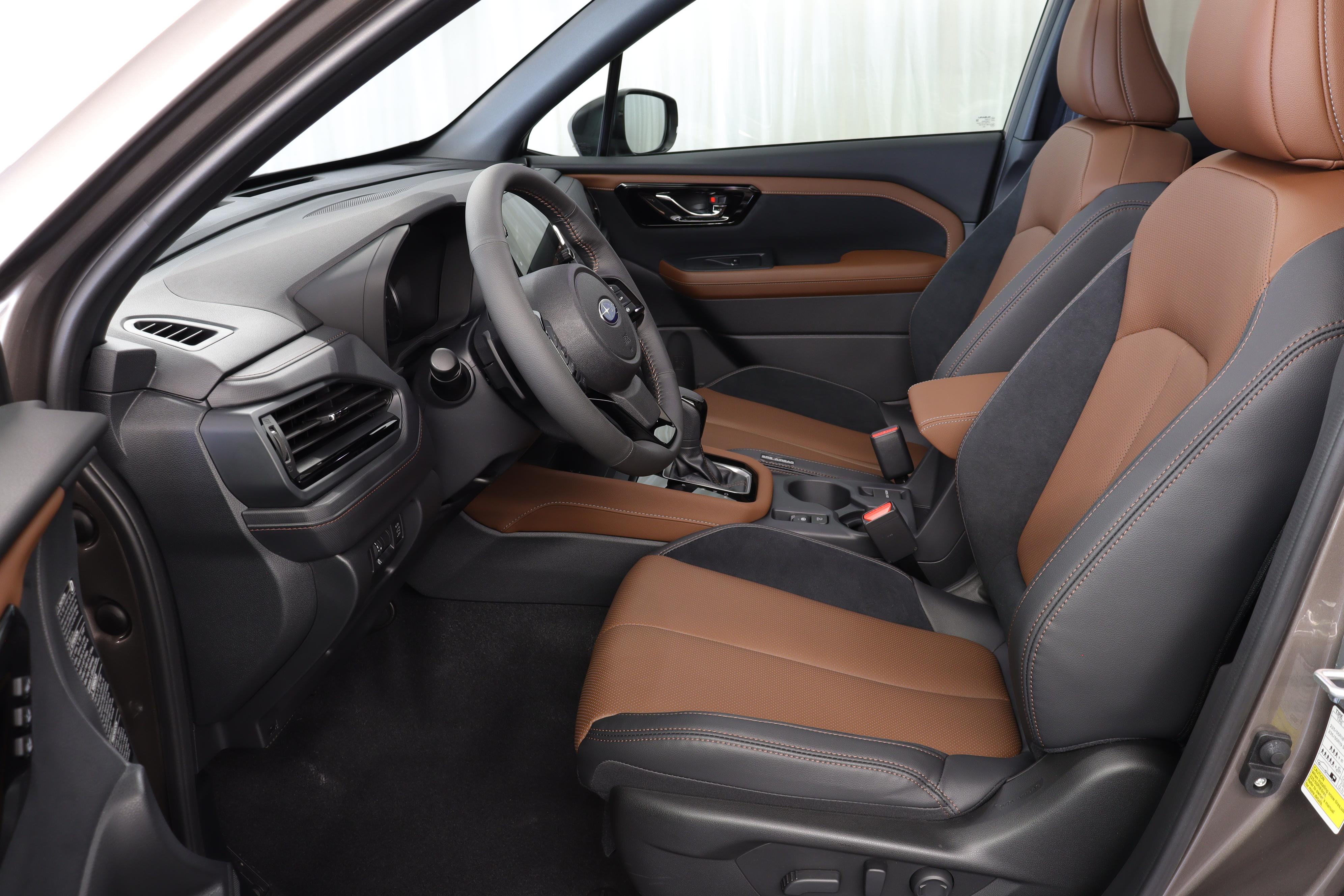 Subaru Forester Station 2.0i e-Boxer Luxury_2