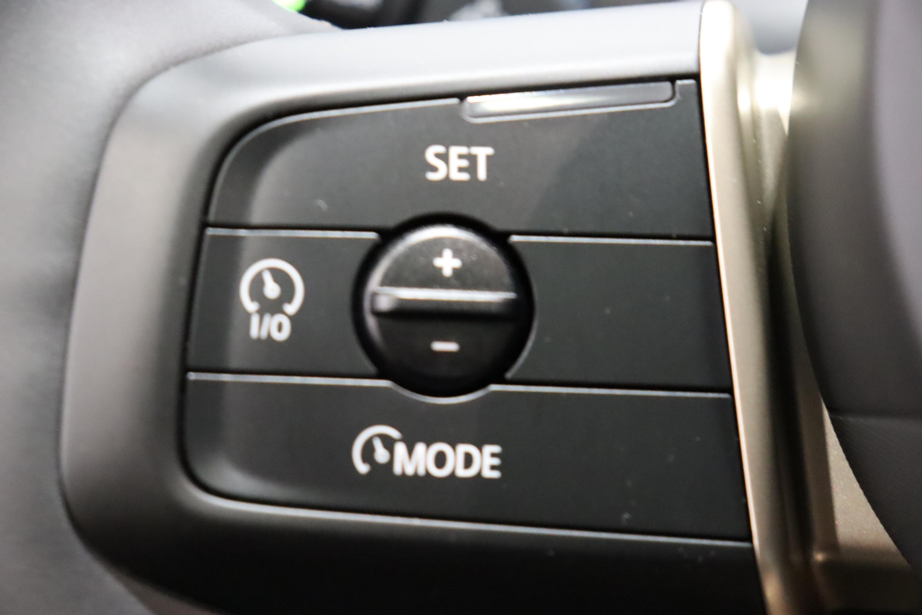 MINI Countryman U25 2.0i S ALL4_13