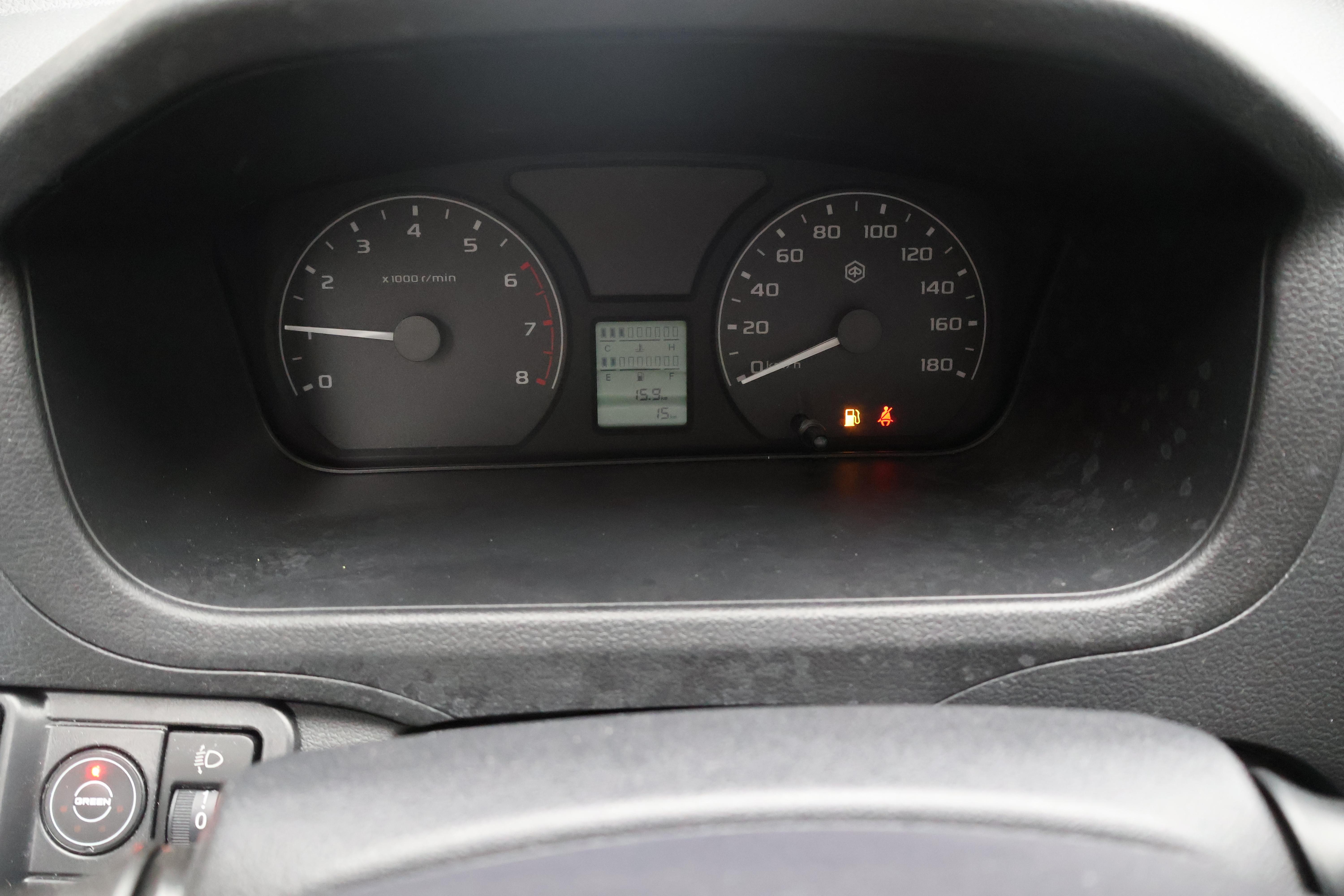 Piaggio Porter Van 1.5 CNG Pro Long Range_13