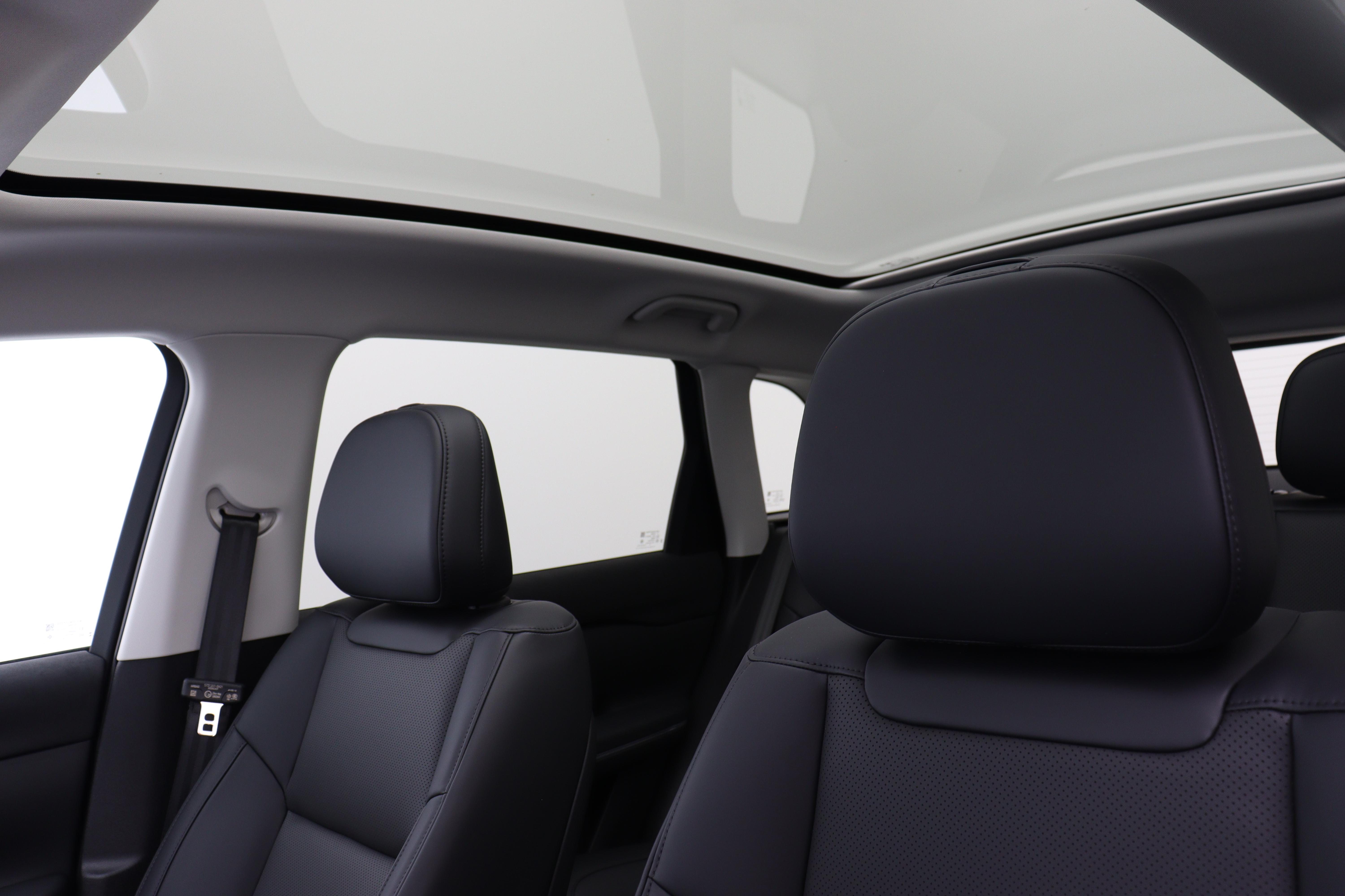 LEAPMOTOR C10 1.5 Hybrid EV_11