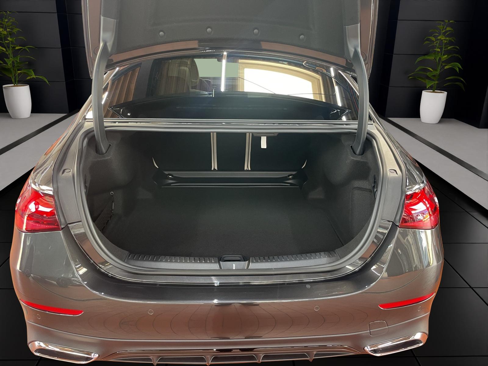 MERCEDES-BENZ E 220 d 4MATIC AMG Line_9
