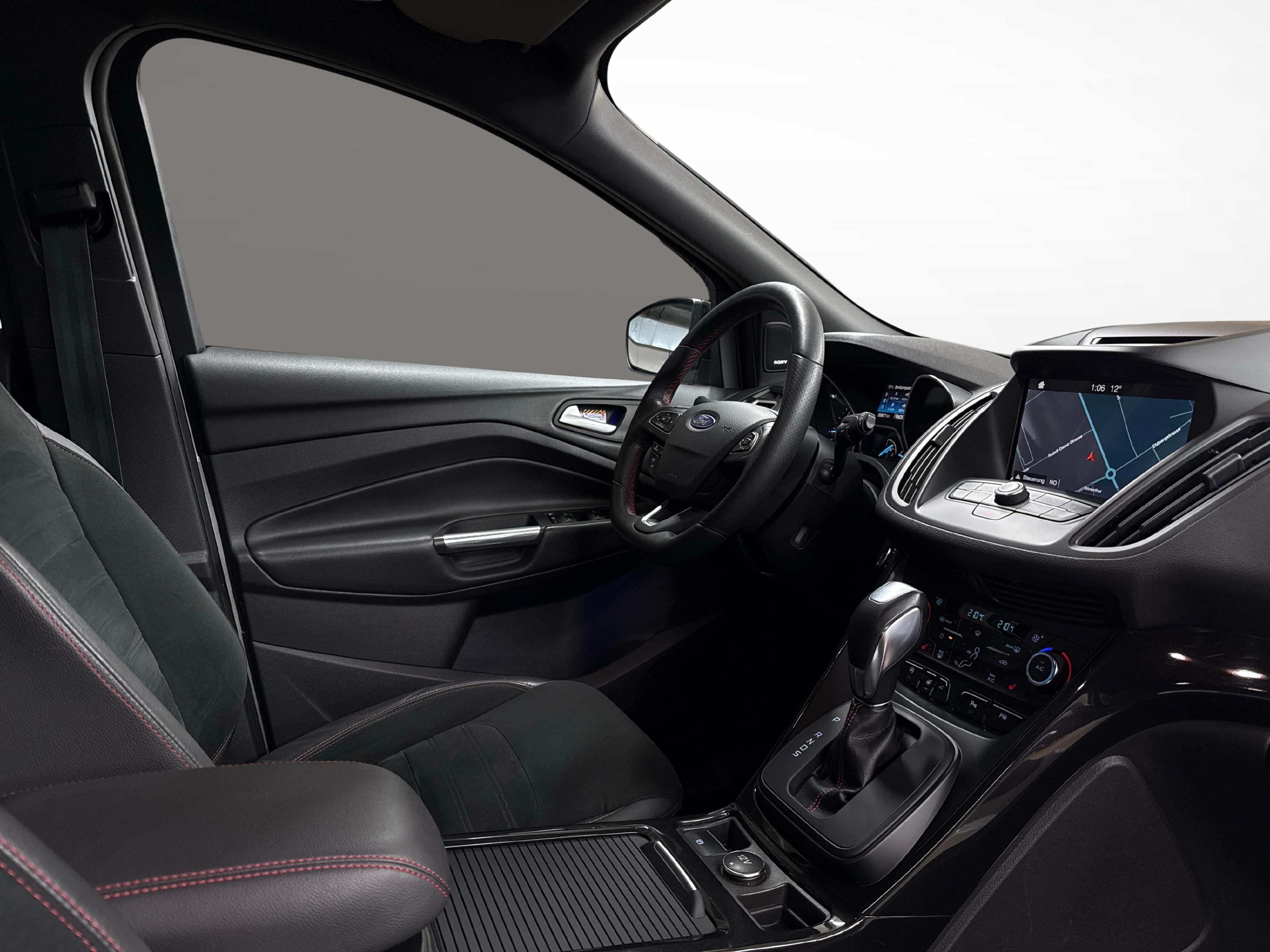Ford Kuga 2.0 TDCi 150 ST-Line FPS_10