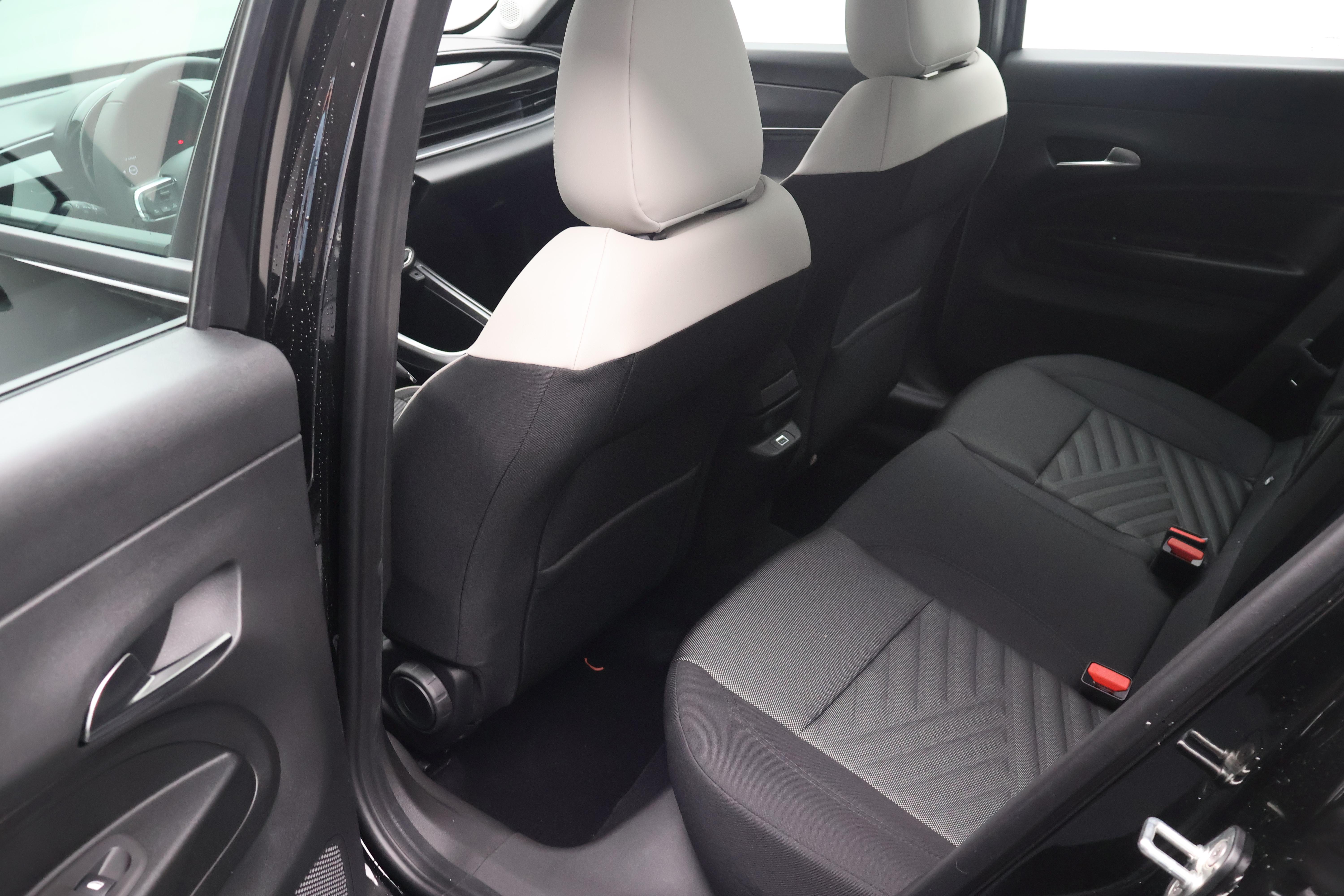 Fiat 600 1.2 Hybrid Icon Swiss Edition_9