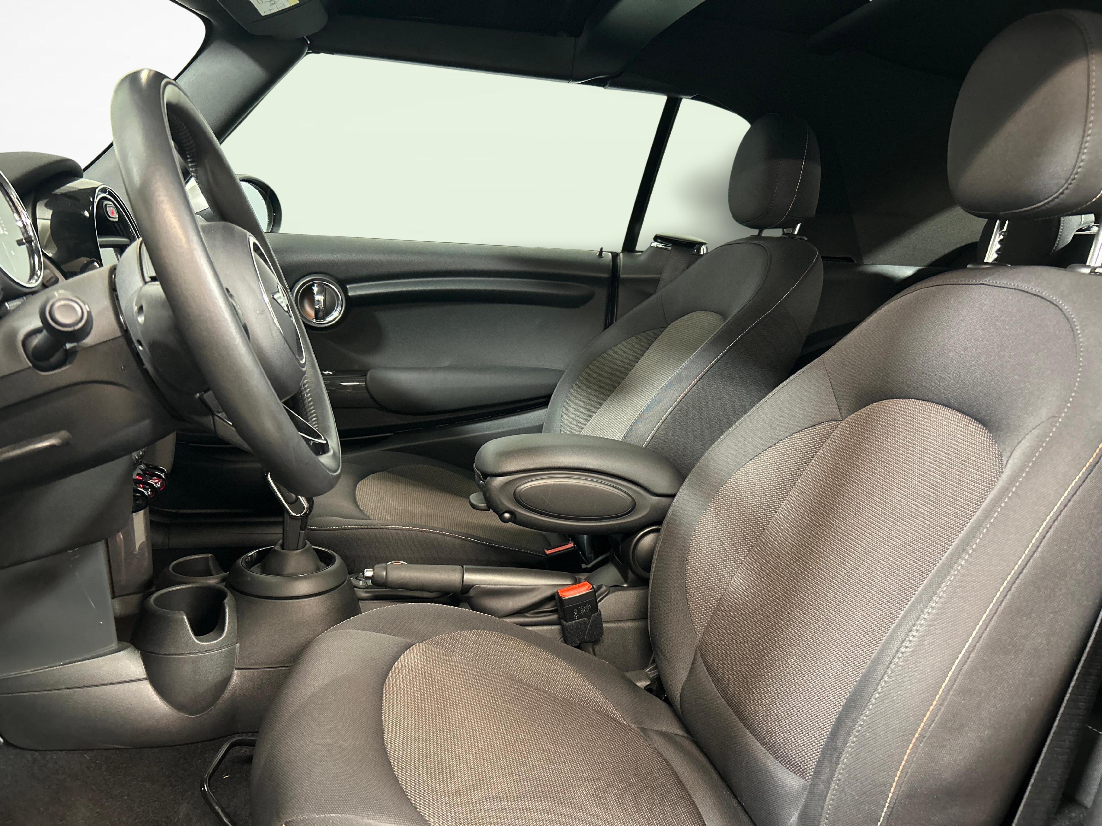 MINI Cabrio F57 1.5i Cooper_4