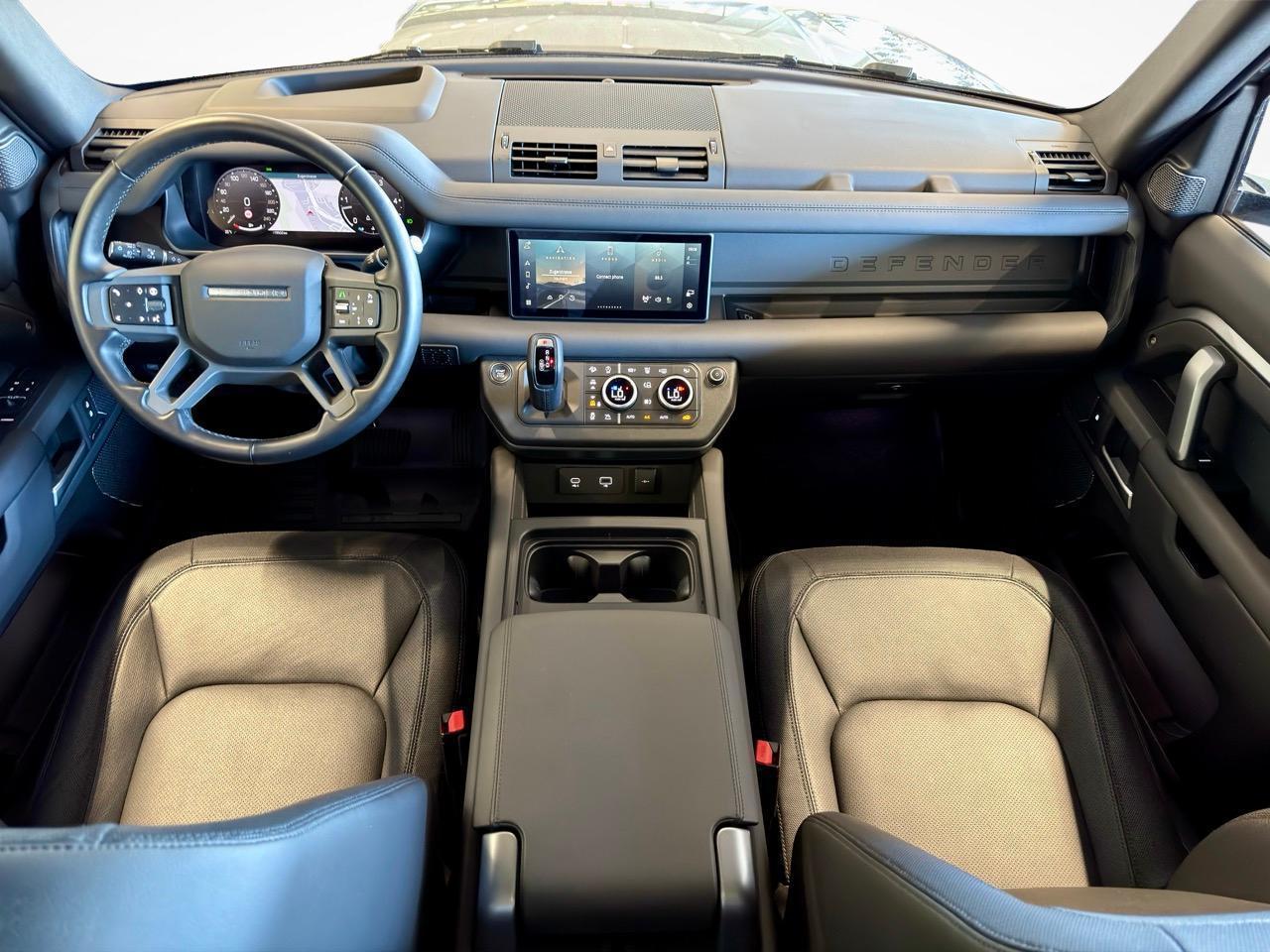 LAND ROVER Defender 90 3.0 D I6 300 X-Dynamic SE_3
