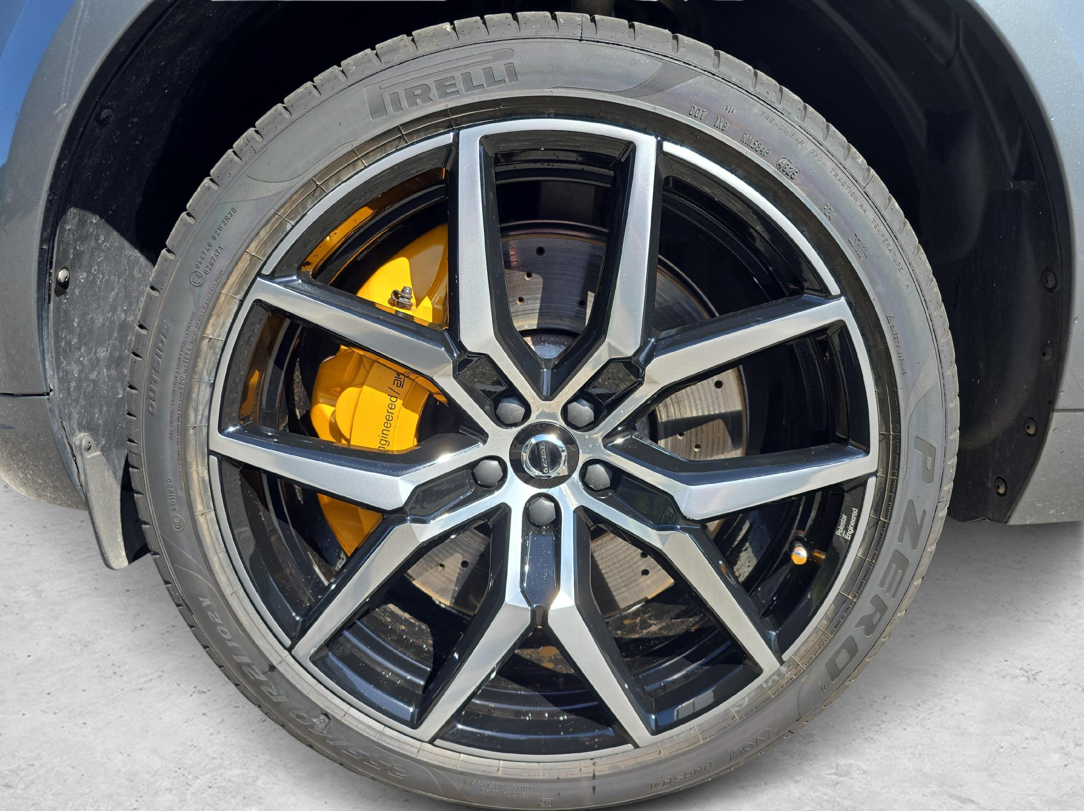 Volvo XC60 2.0 T8 TE Polestar eAWD / ab 0,99% Leasing bei Abschluss einer Protect Autoversicherung_14