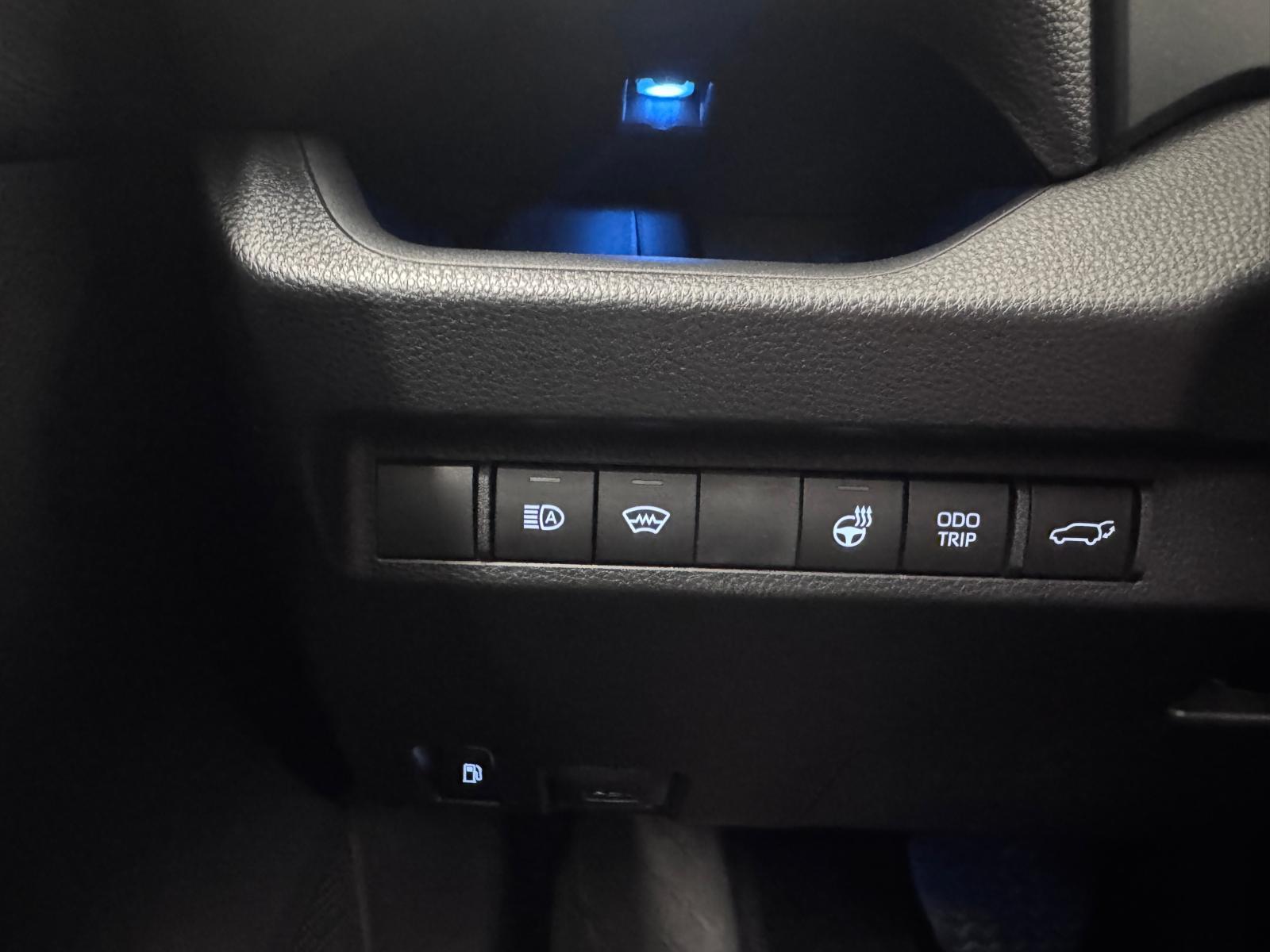 Suzuki Across 2.5 PHEV Compact Top 4x4_10