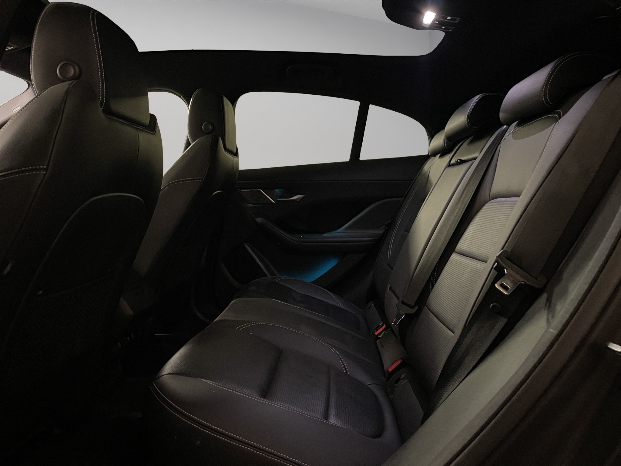 JAGUAR I-Pace EV400 Black AWD_6