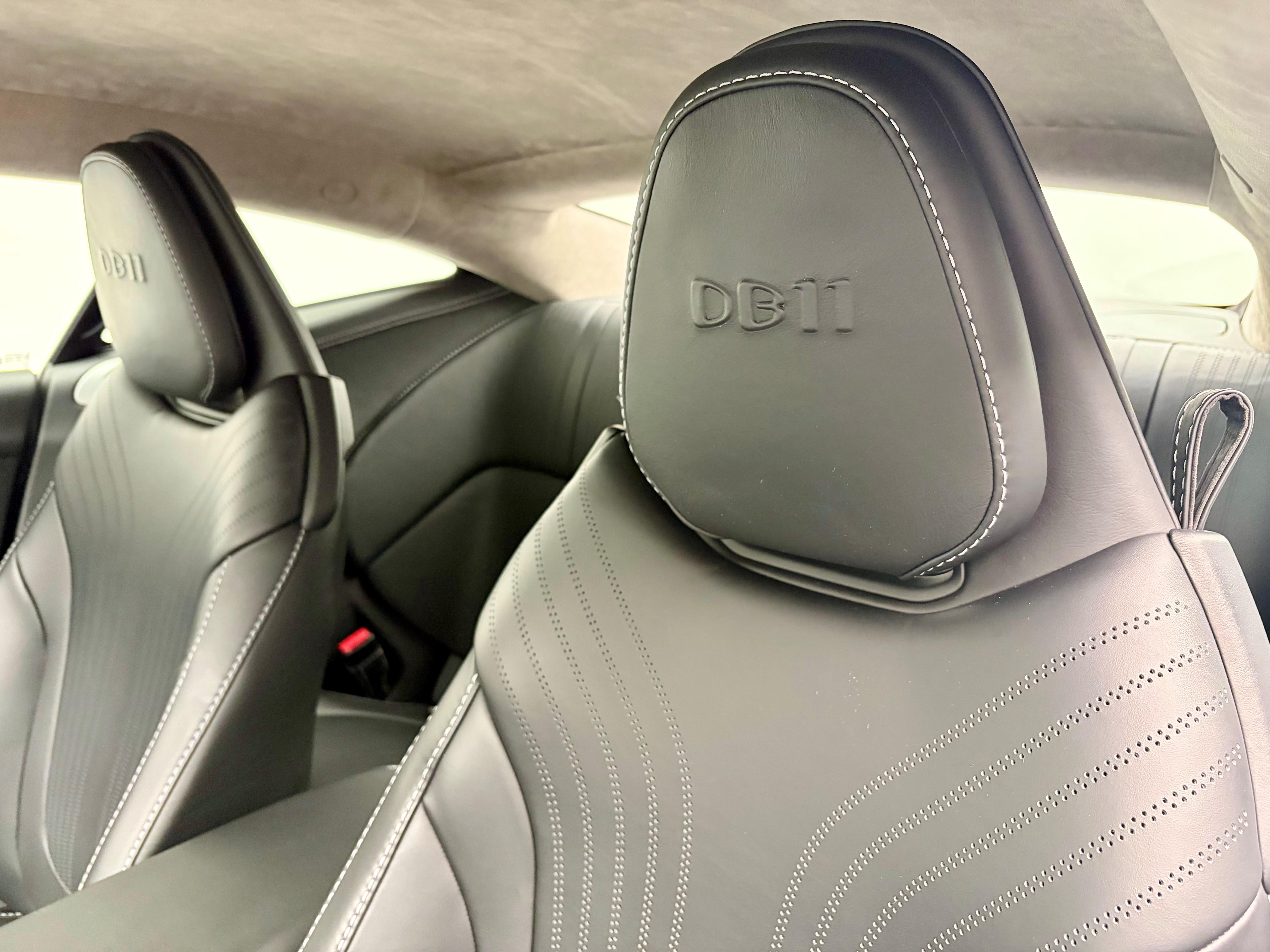 Aston Martin DB11 Coupé 4.0 V8 Bi-Turbo_8