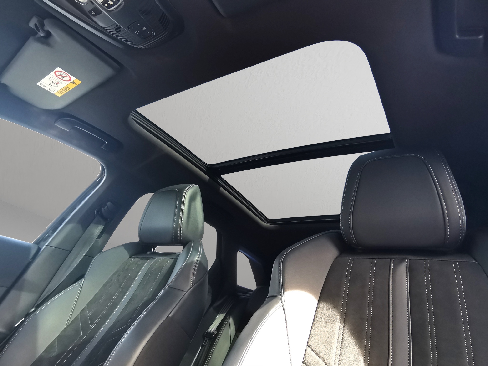 Peugeot 3008 1.6 Plug-in Hybrid4 GT Pack_11
