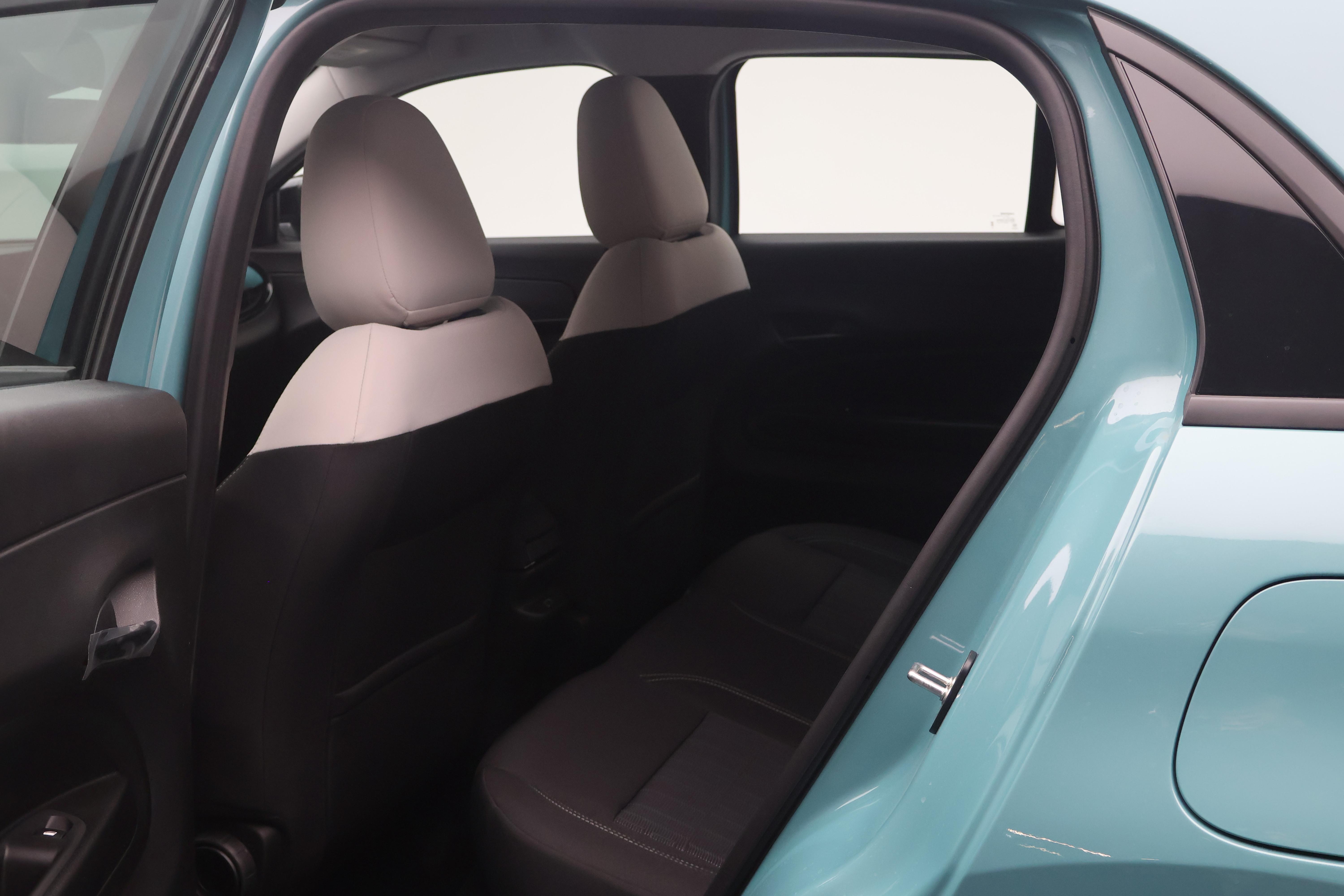 Fiat 600 1.2 Hybrid Icon Swiss Edition_8