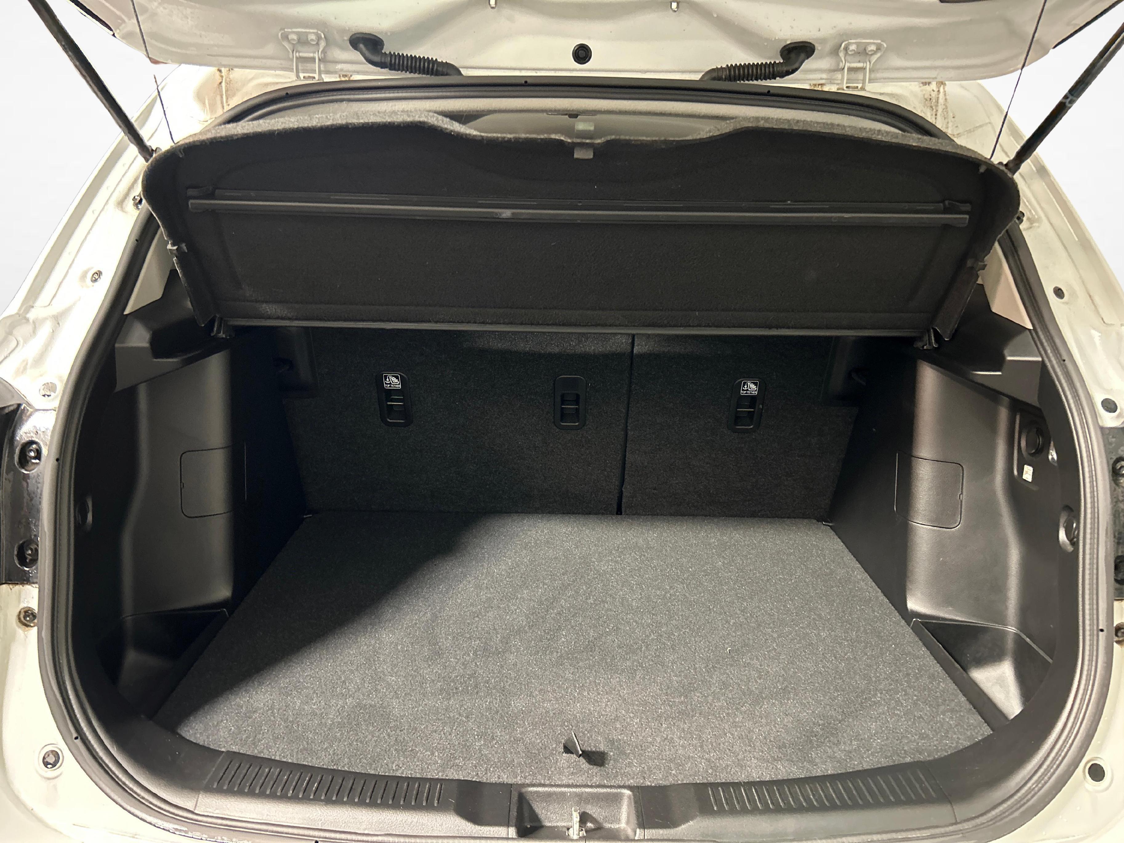 Suzuki SX4 S-Cross 1.4 T Generation Hybrid 4x4_12