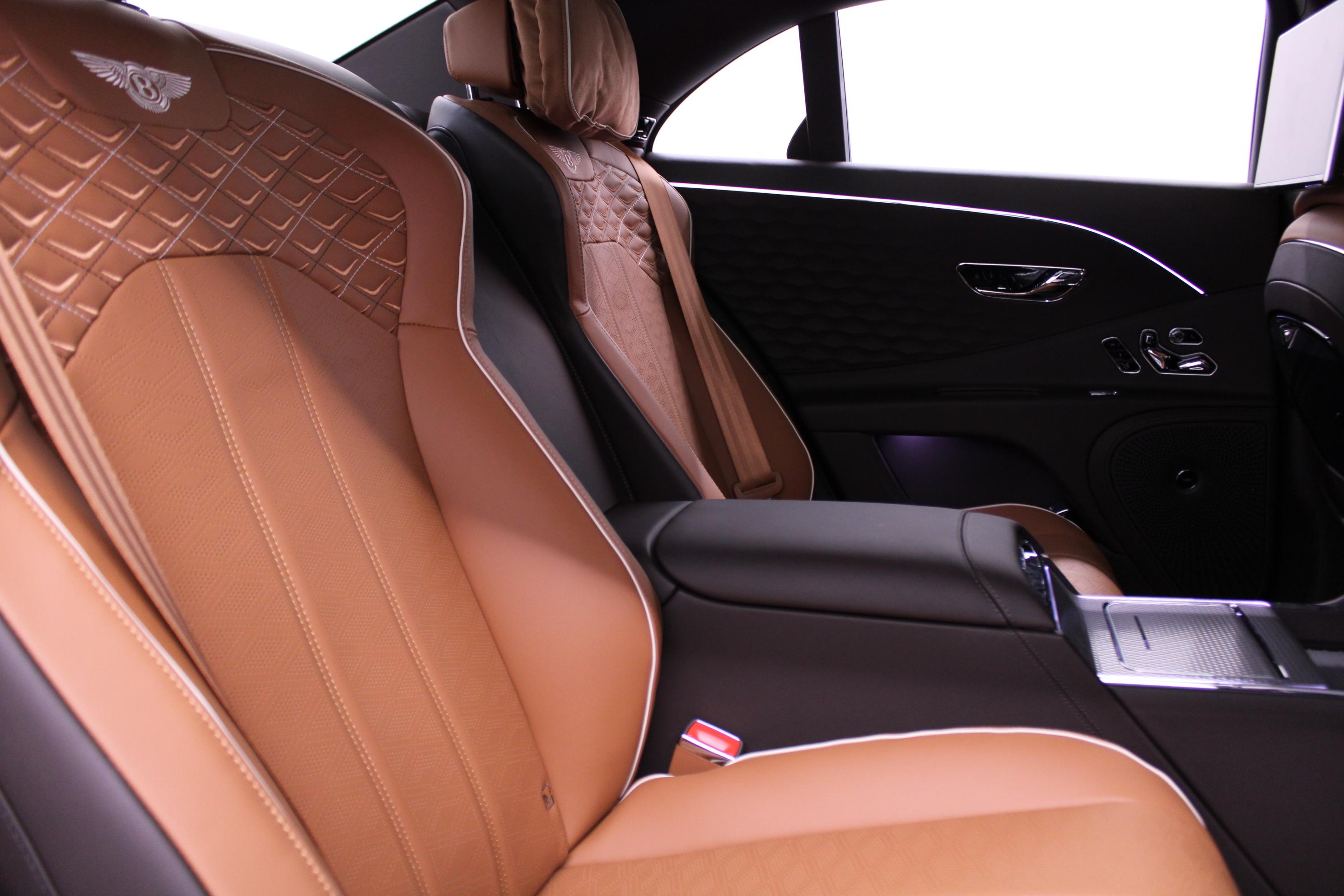 Bentley Flying Spur 4.0 V8 Mulliner_19