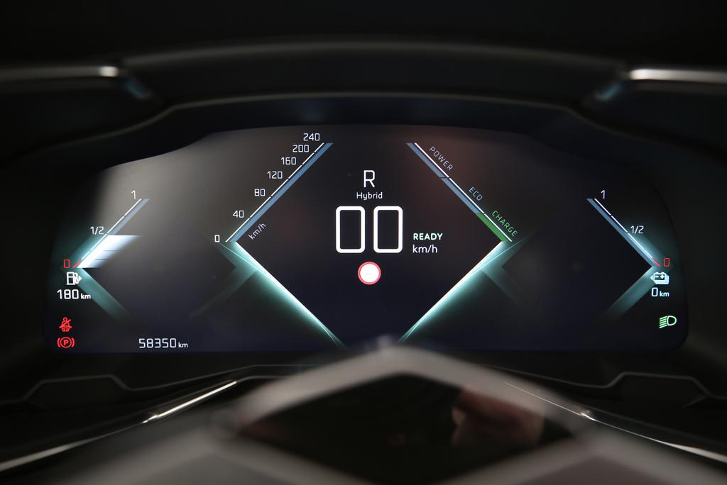DS DS7 Crossback 1.6 E-Tense Louvre 4x4_15