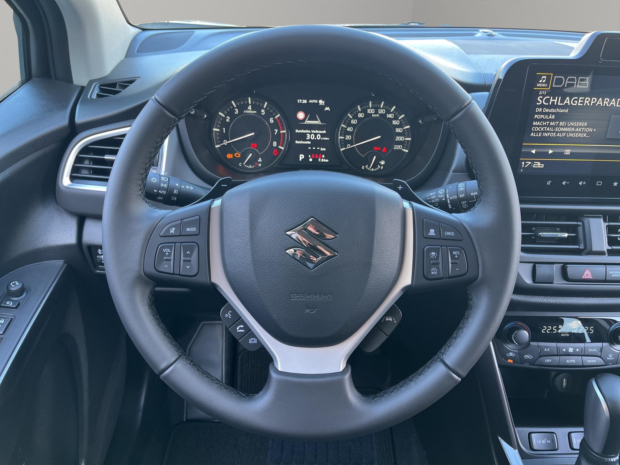 Suzuki S-Cross 1.4 T Sakura Hybrid 4x4_5
