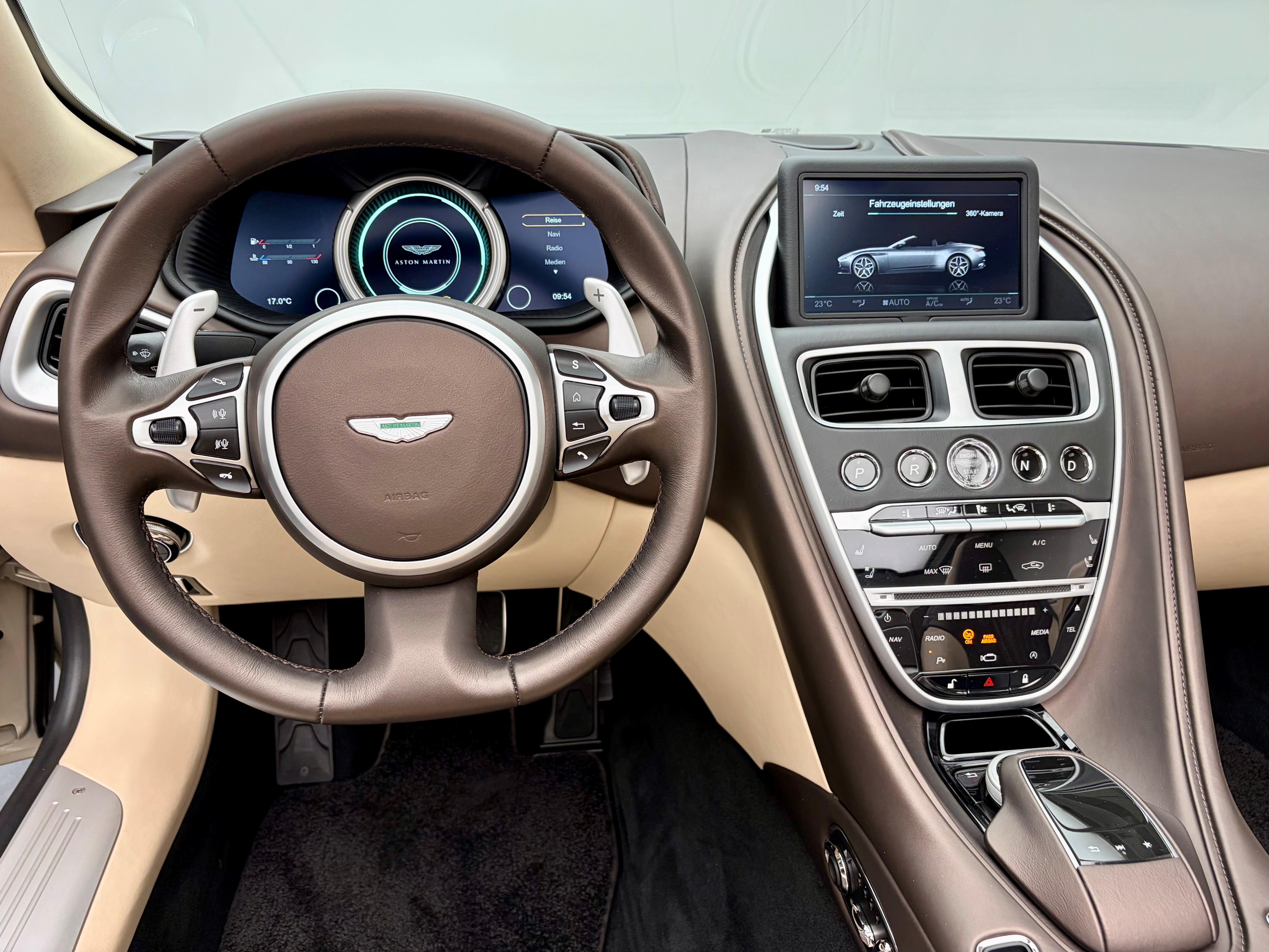 Aston Martin DB11 Volante 4.0 V8 Bi-Turbo_5