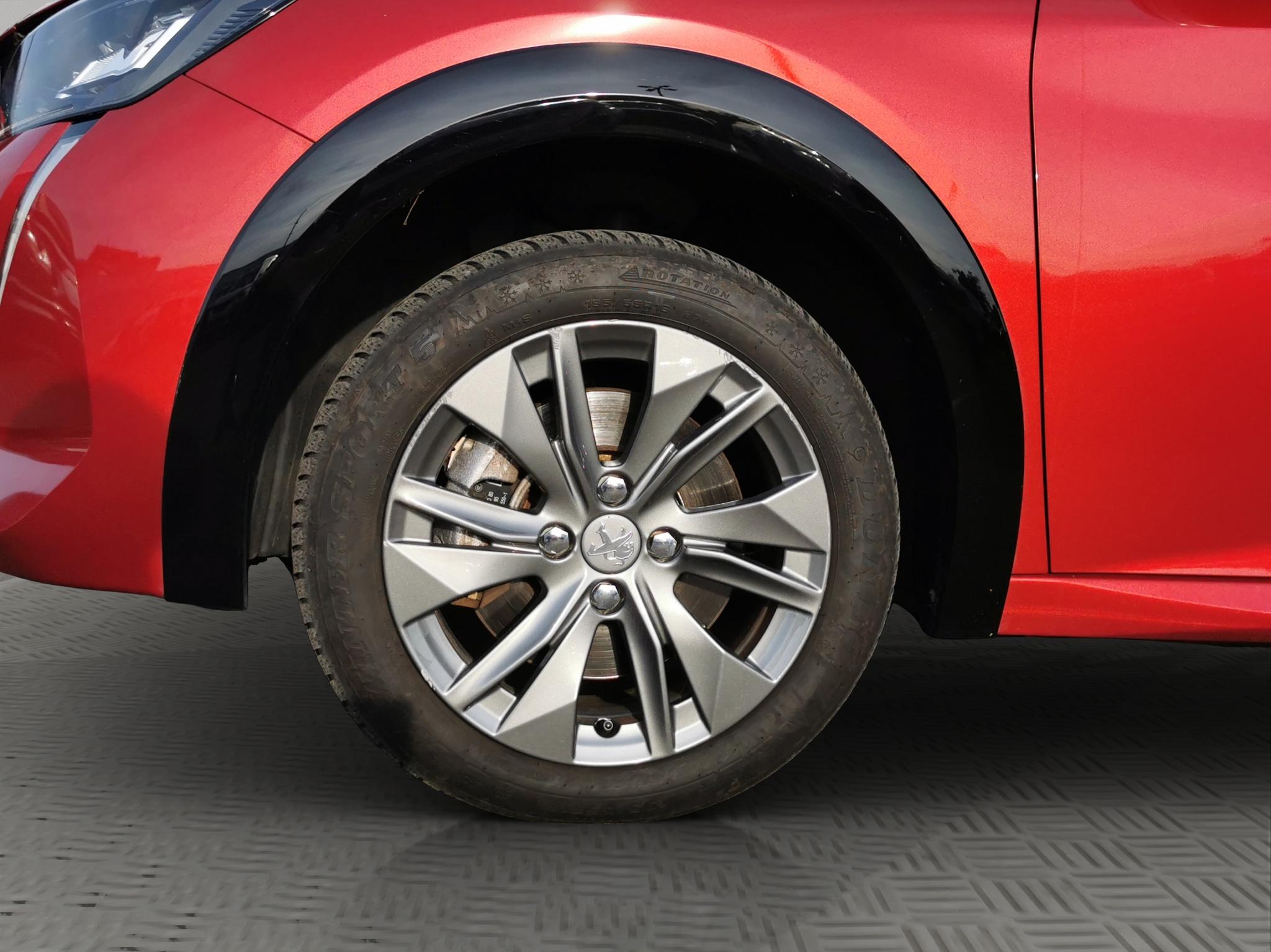 Peugeot 208 e-Allure Pack_5