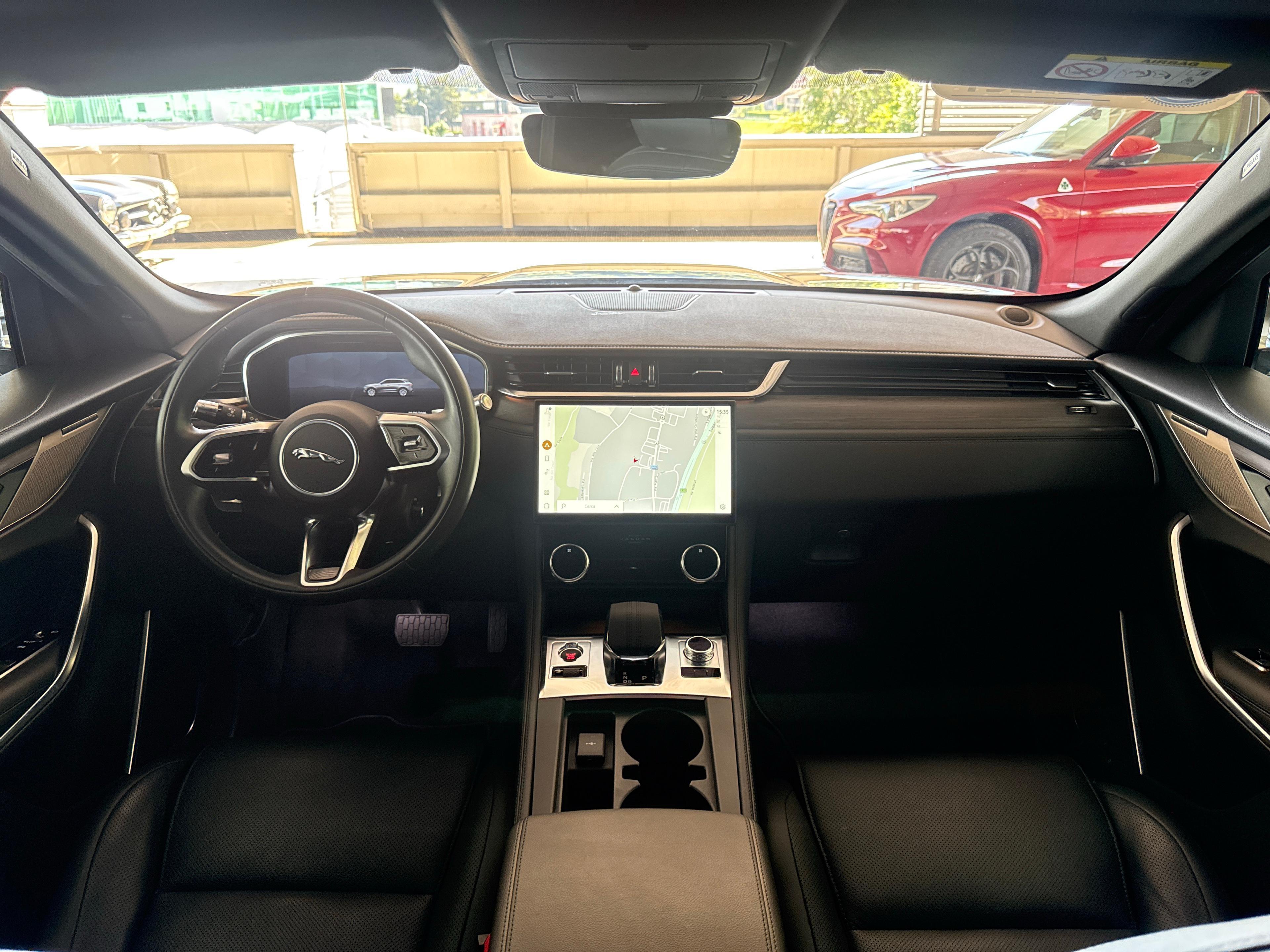 JAGUAR F-Pace 2.0 D I4 200 SE AWD - Ruote invernali incluse_9