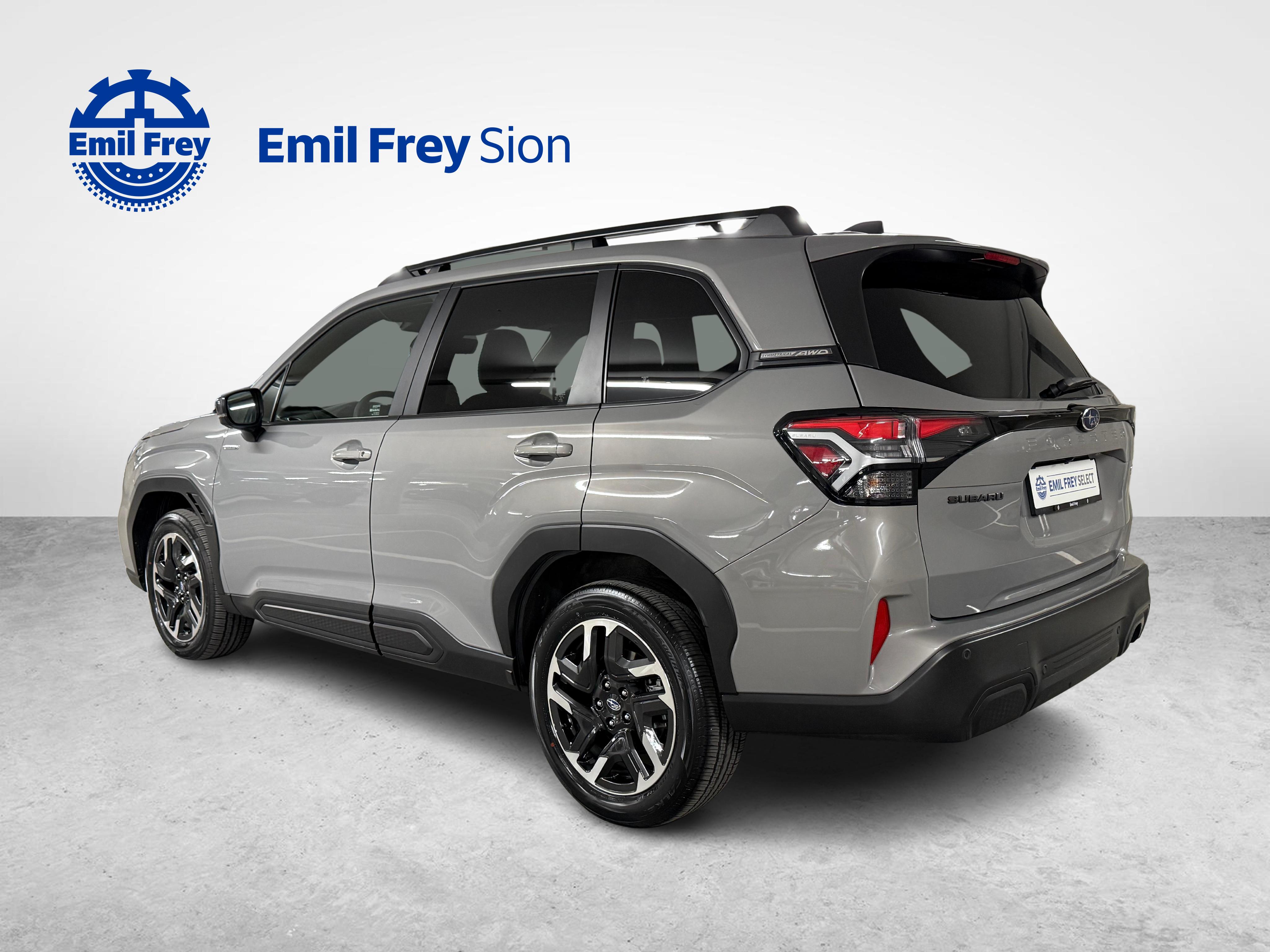 Subaru Forester Station 2.0i e-Boxer Swiss Plus_4