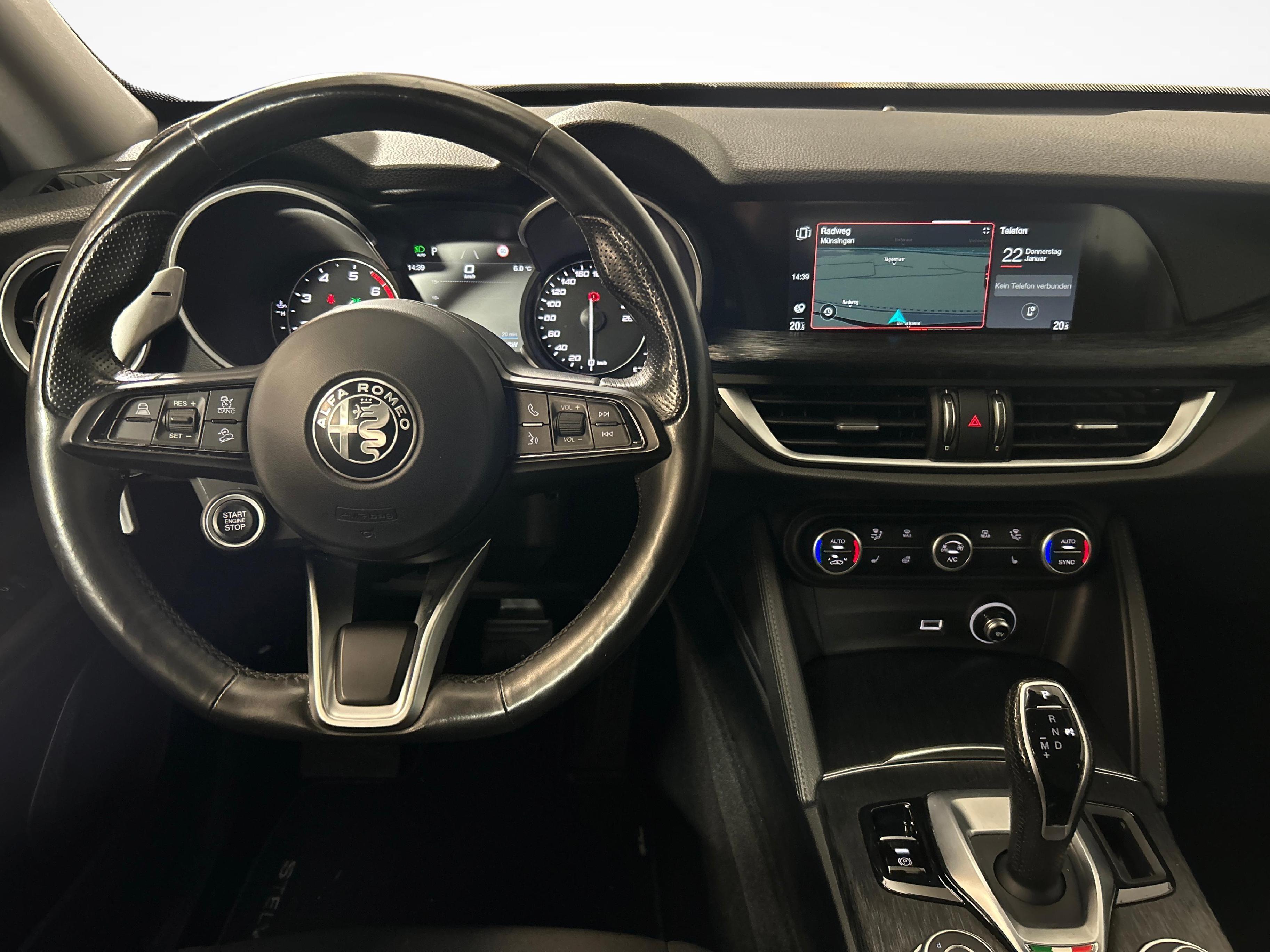 Alfa Romeo Stelvio 2.0 Q4 Super_6